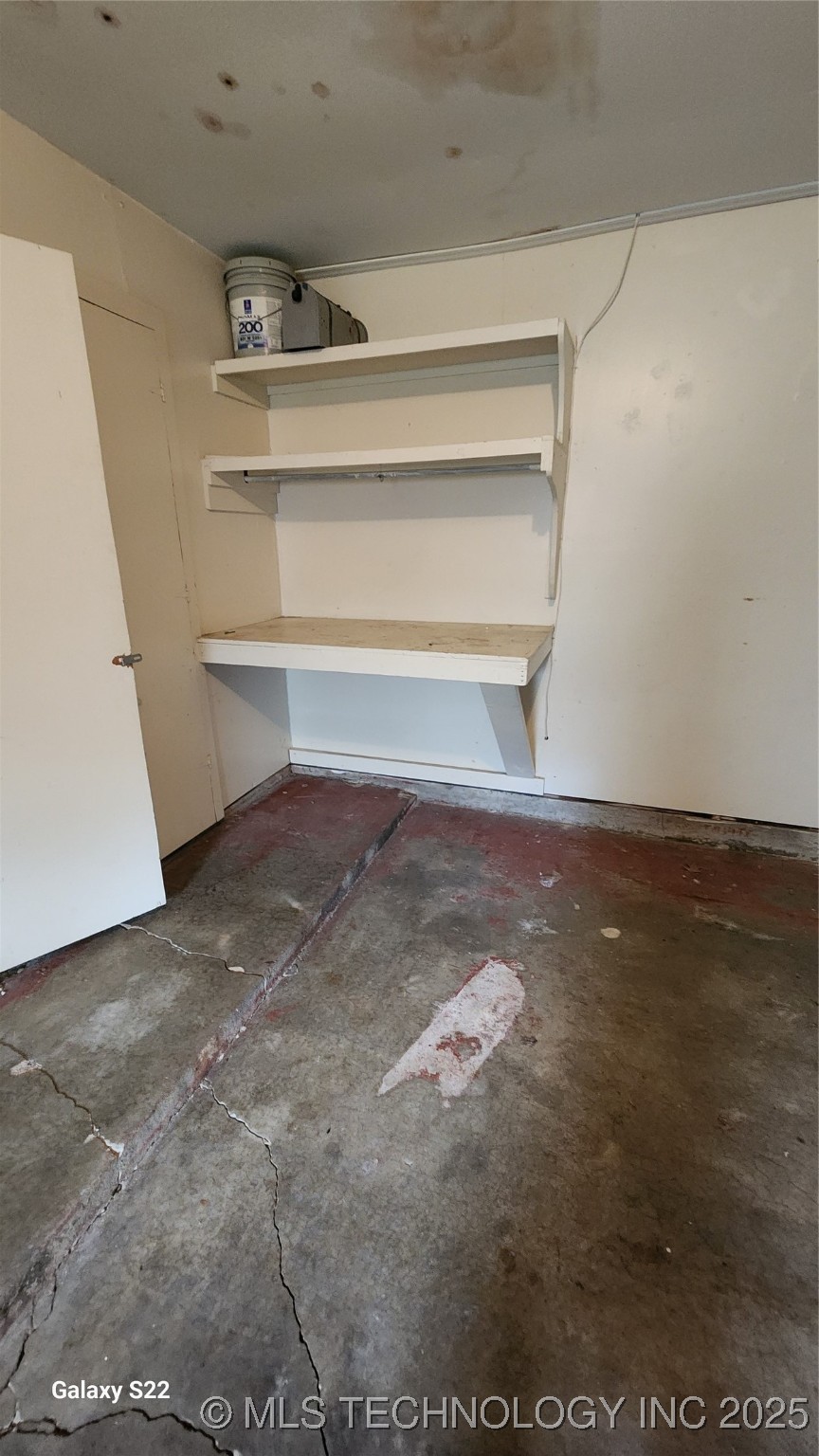 1122 W 16th Place Property Photo 22