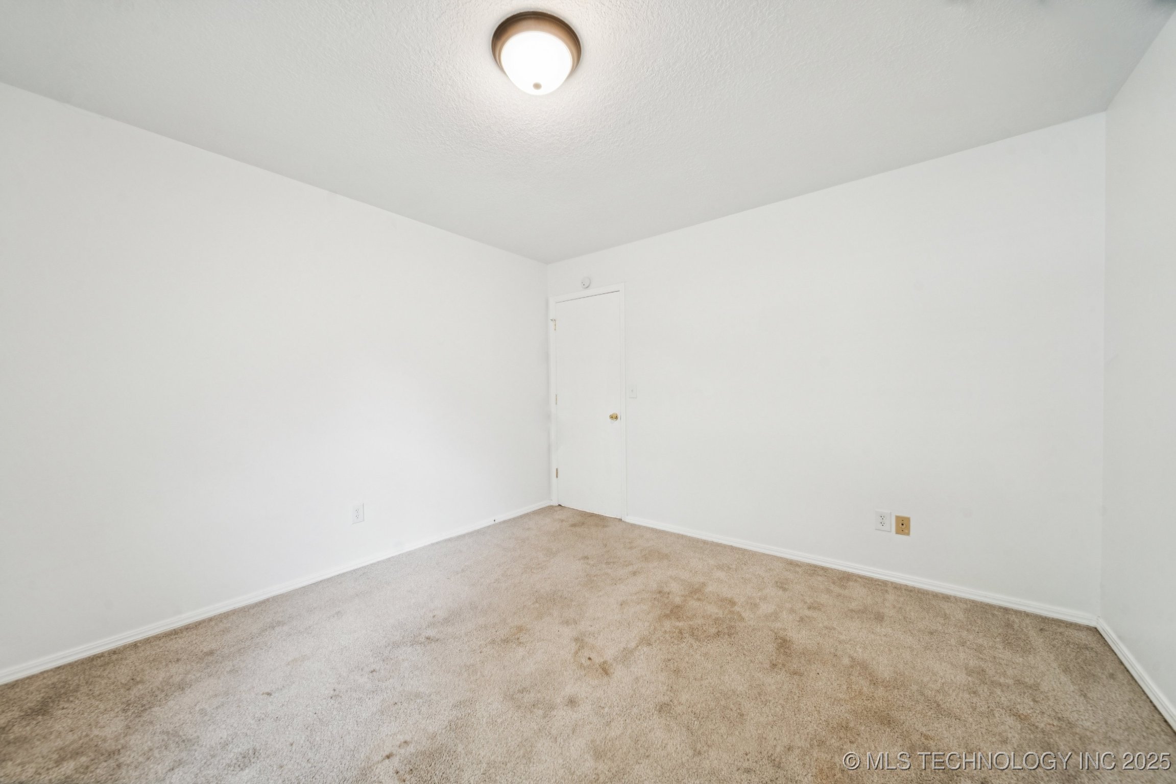 6947 S 30th West Avenue Property Photo 26