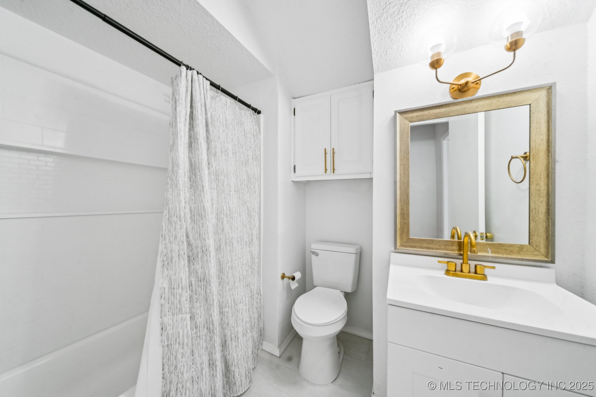 6947 S 30th West Avenue Property Photo 33