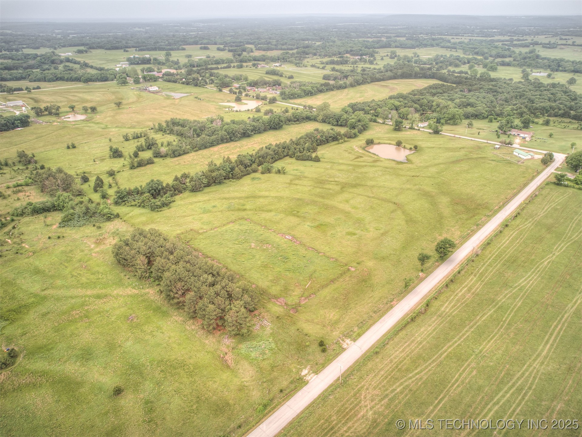 15 Magnolia Road Property Photo 1