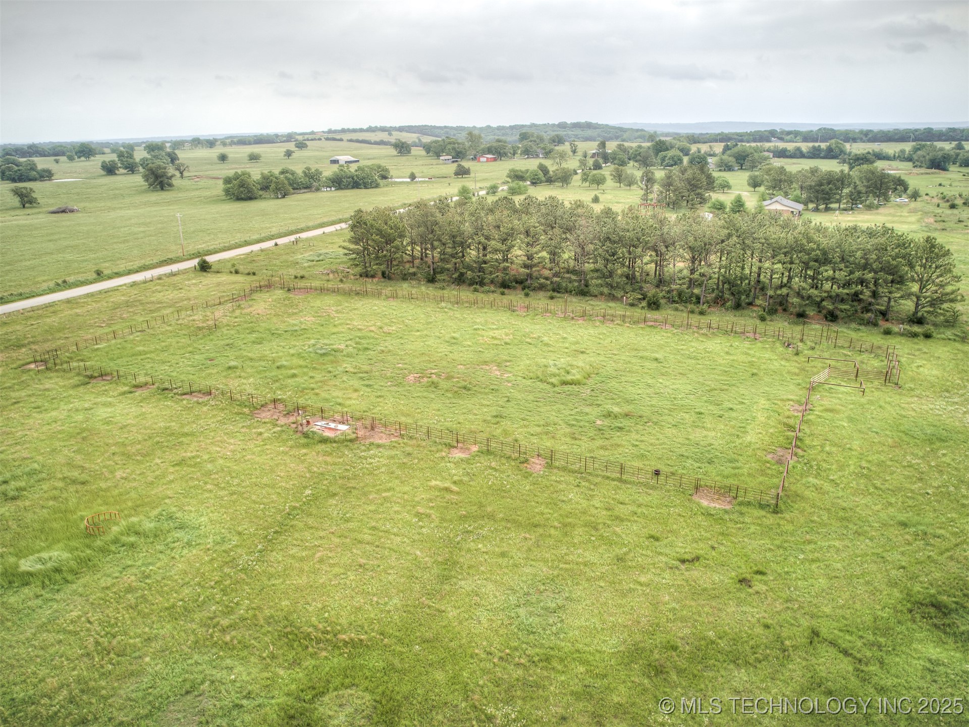 15 Magnolia Road Property Photo 5