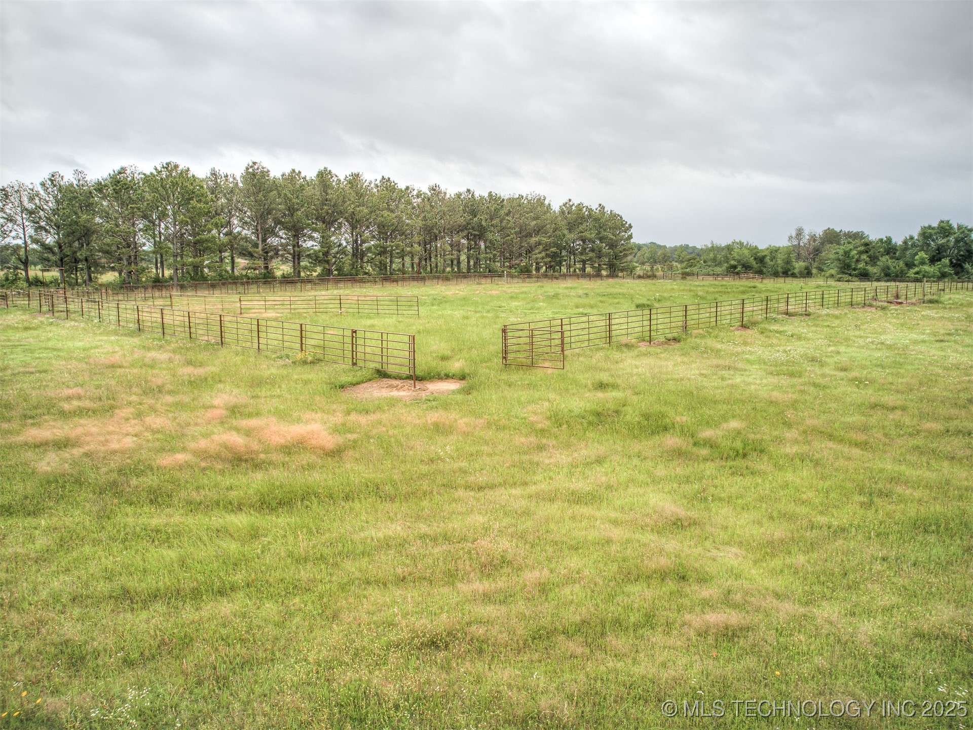 15 Magnolia Road Property Photo 7