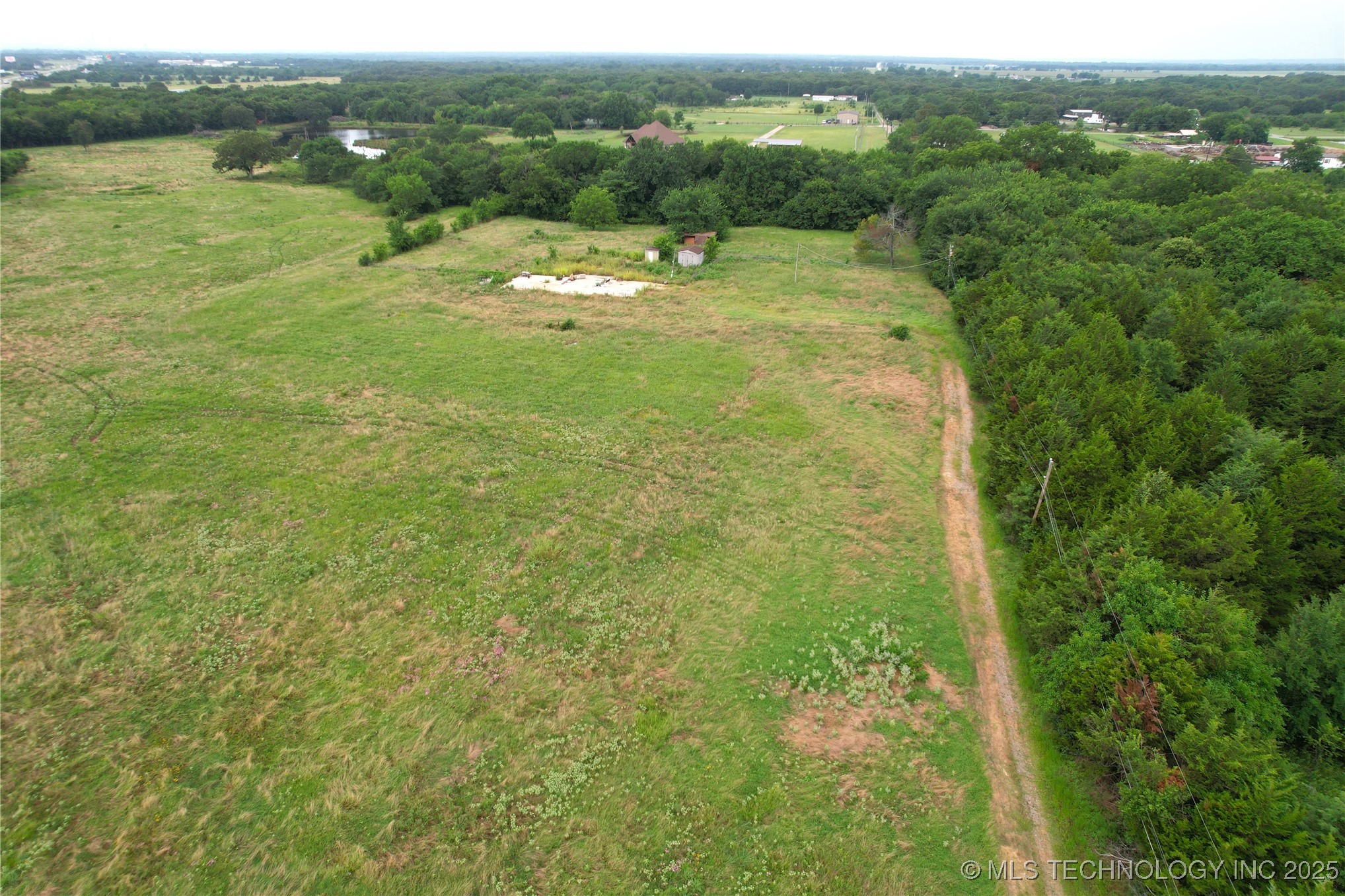 6365 Us-69 Property Photo 8