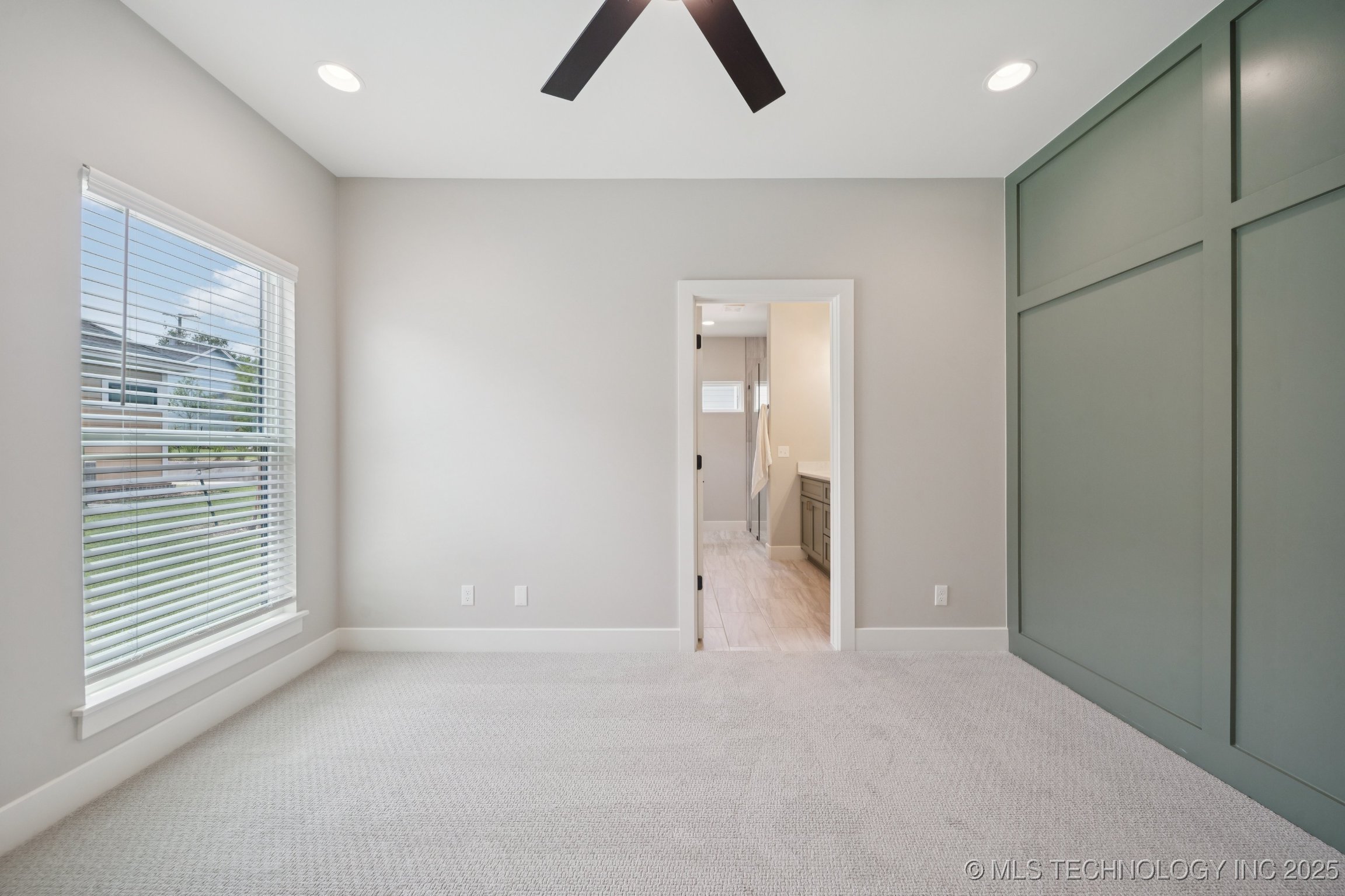 210 S Bluff Street B Property Photo 13