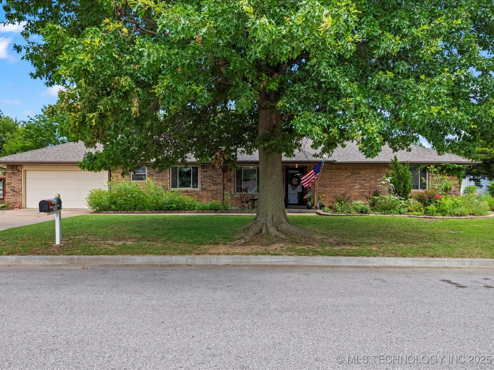 105 Quail Creek Lane Property Photo 1