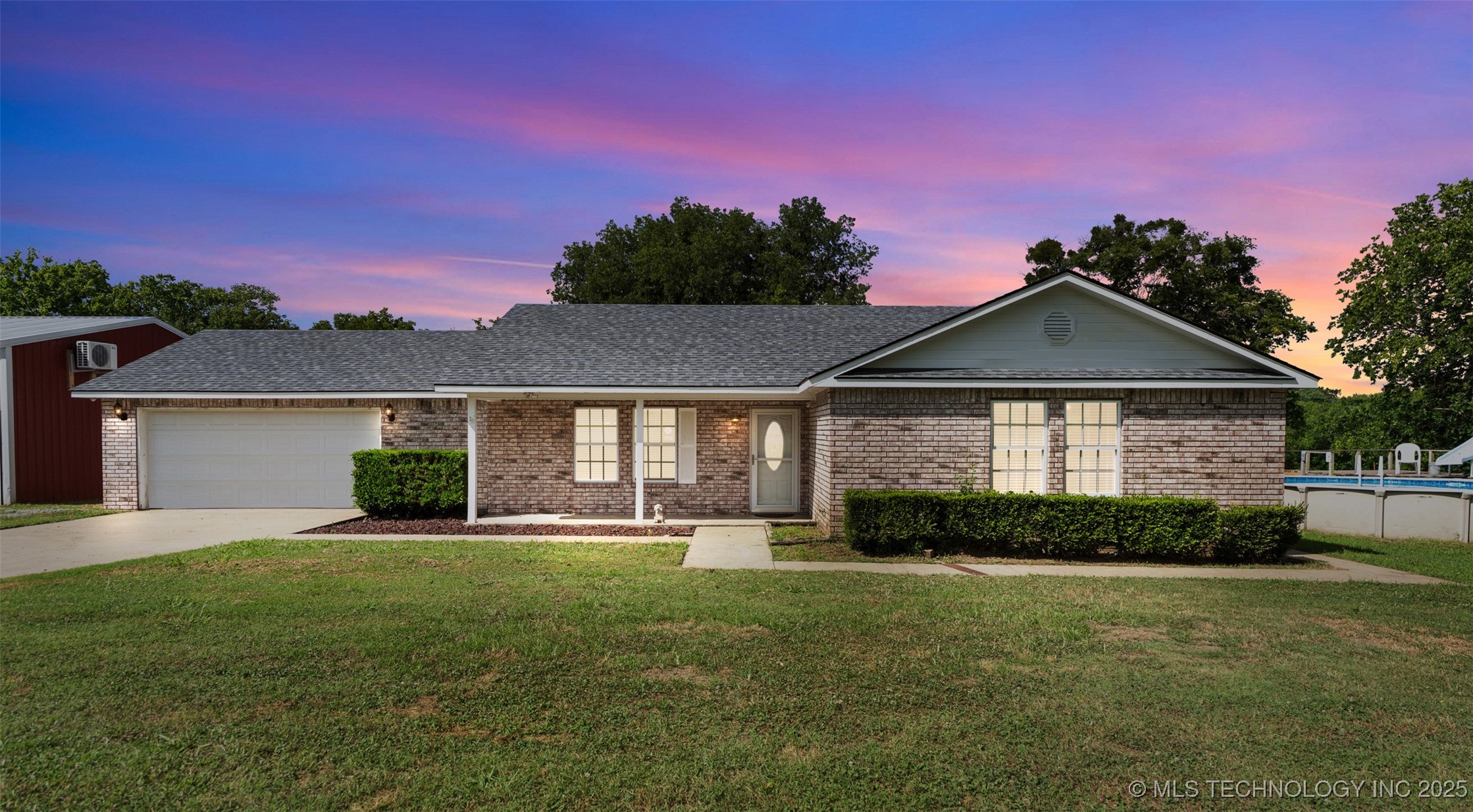 976 Sw 650 Road Property Photo 1