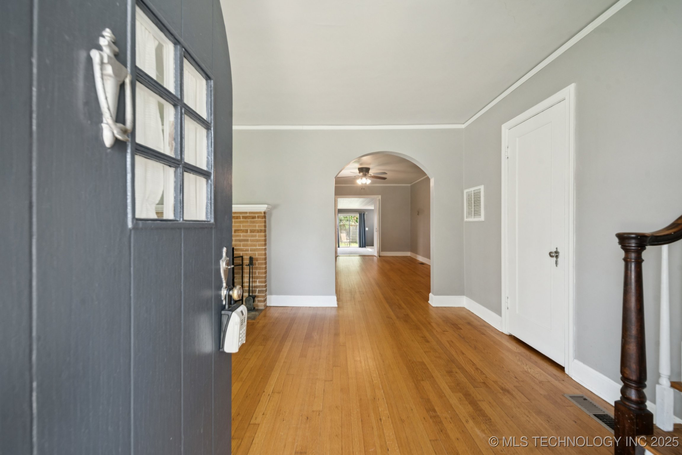 1544 E 34th Street Property Photo 4