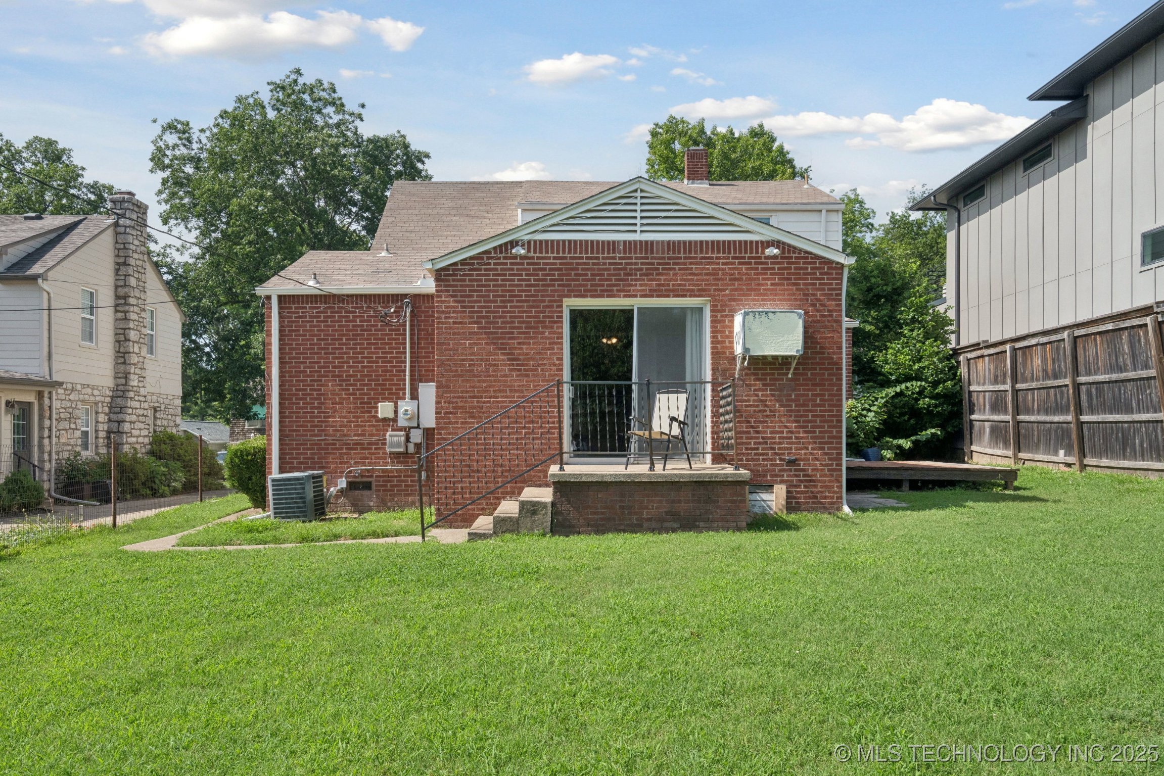 1544 E 34th Street Property Photo 30