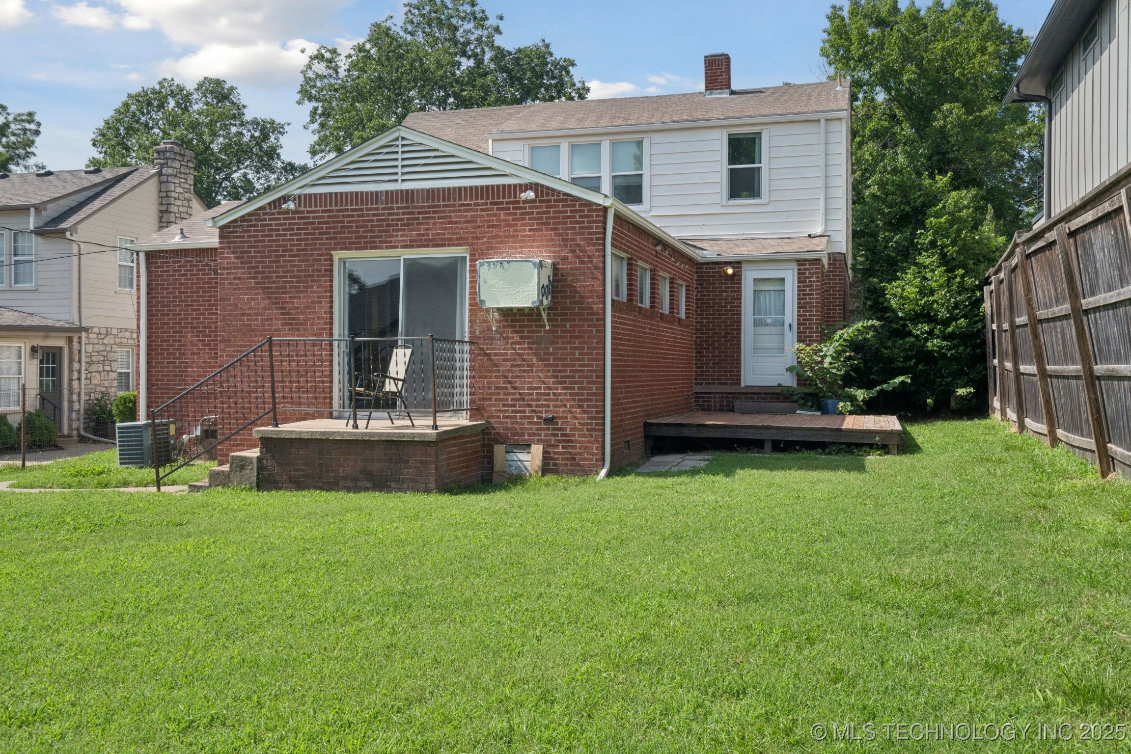 1544 E 34th Street Property Photo 31