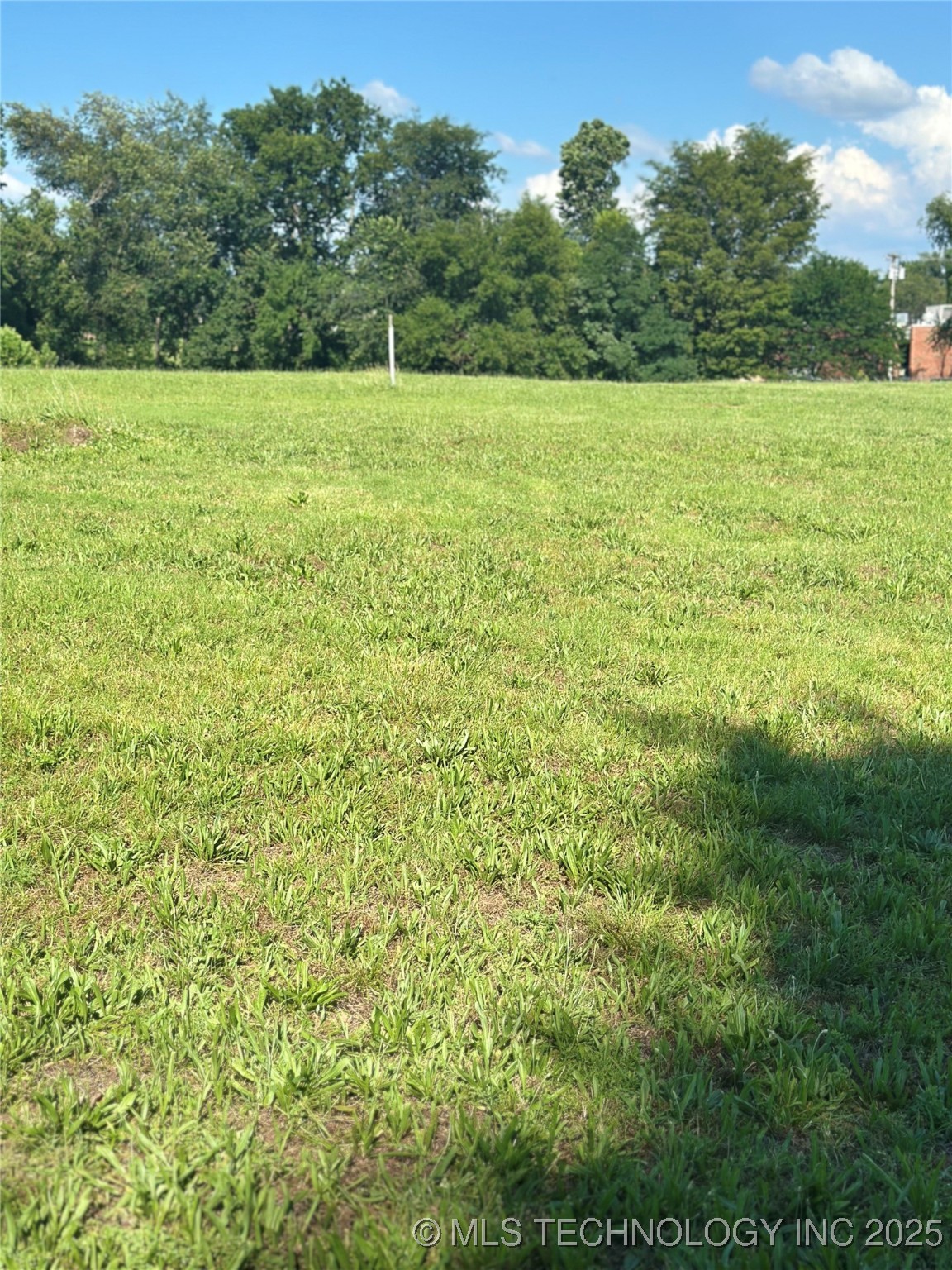 109 S Osage Street Property Photo 2