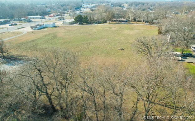 109 S Osage Street Property Photo 8