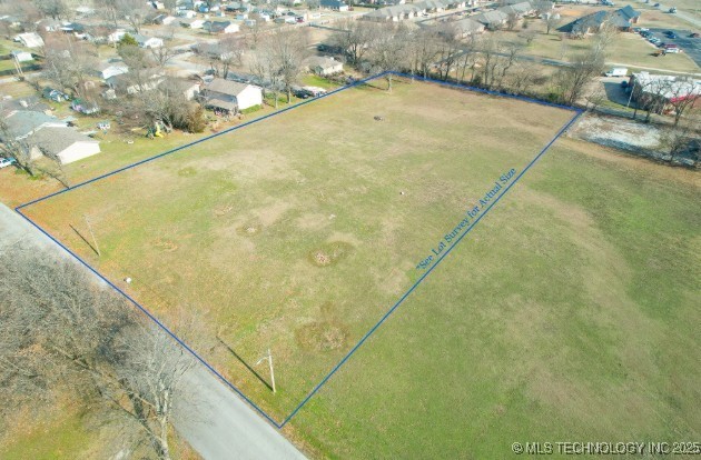 109 S Osage Street Property Photo 10