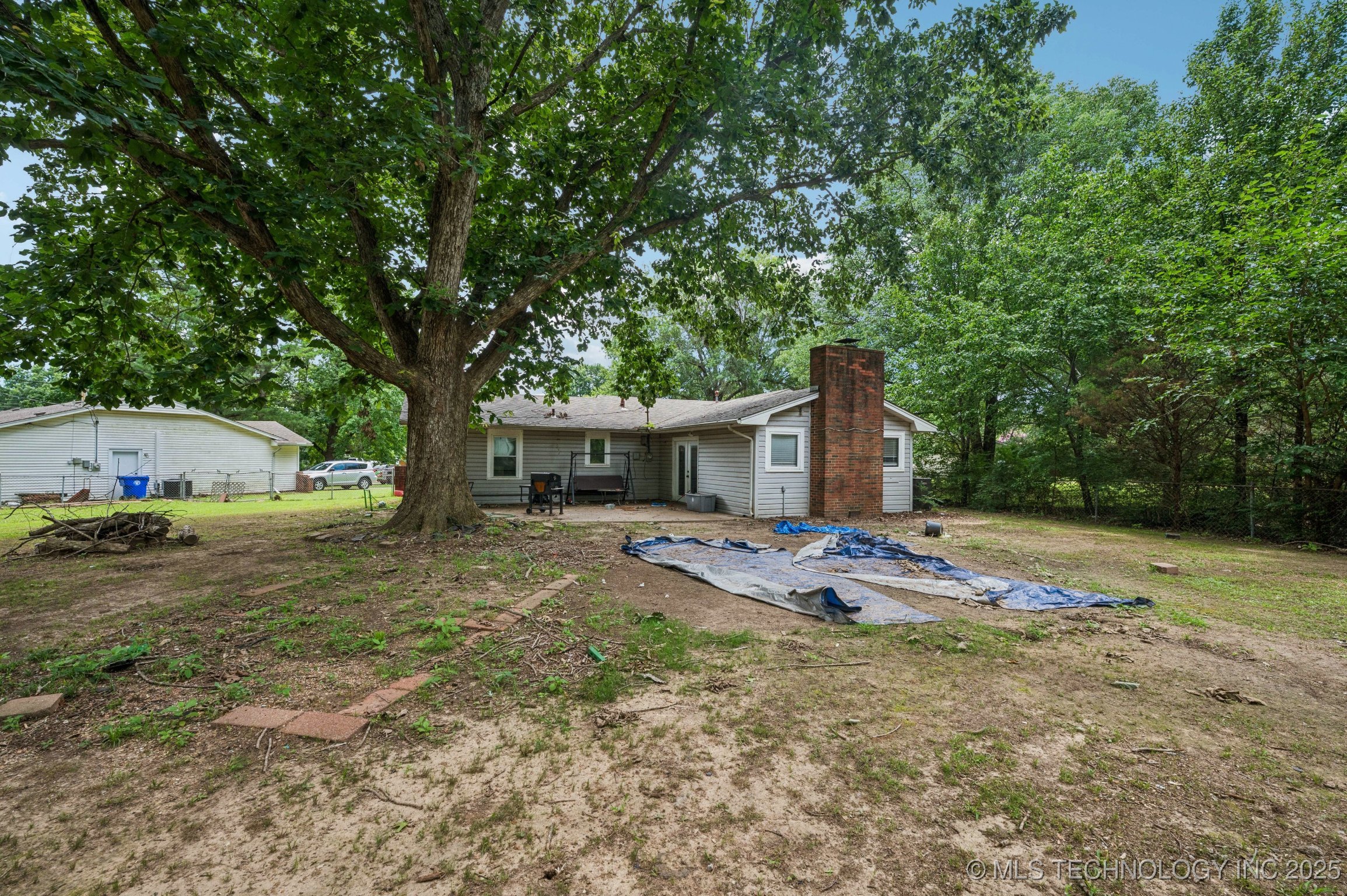 2548 Tull Place Property Photo 18