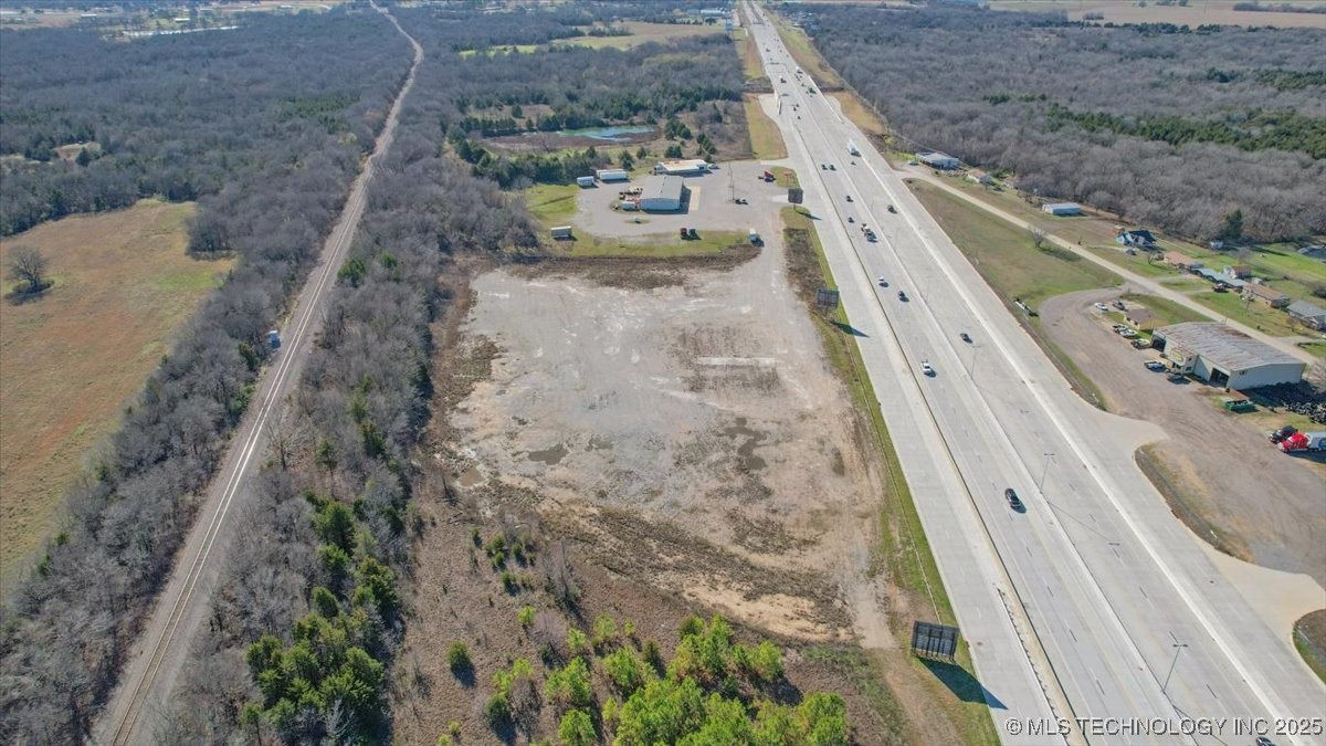9104 Us Hwy 69 Property Photo 10