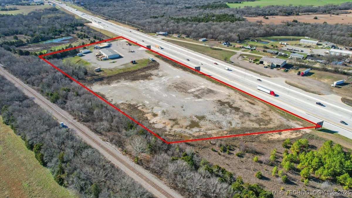 9104 Us Hwy 69 Property Photo 11