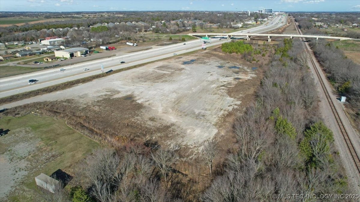 9104 Us Hwy 69 Property Photo 36