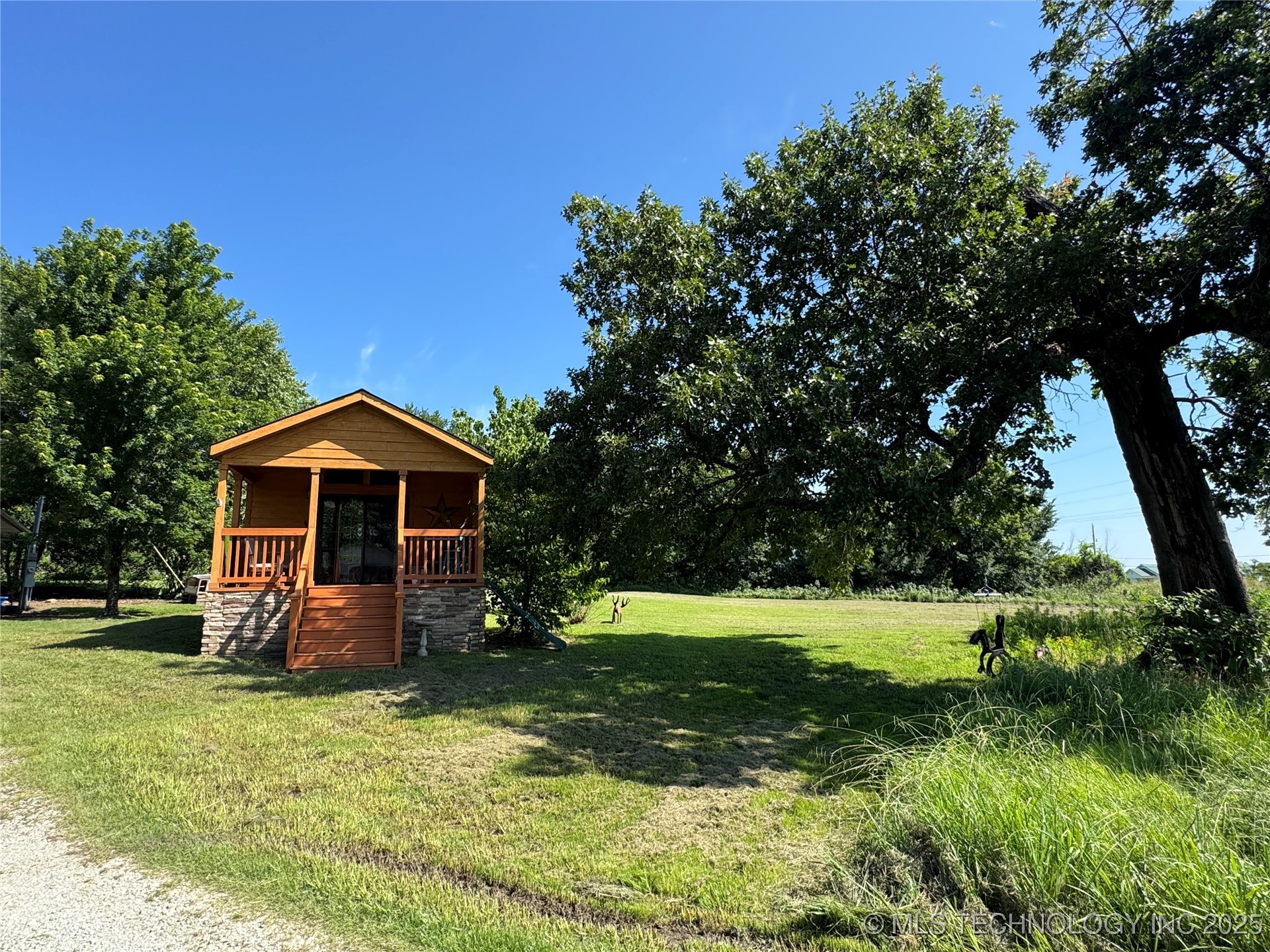 11339 State Highway 99 Property Photo 1