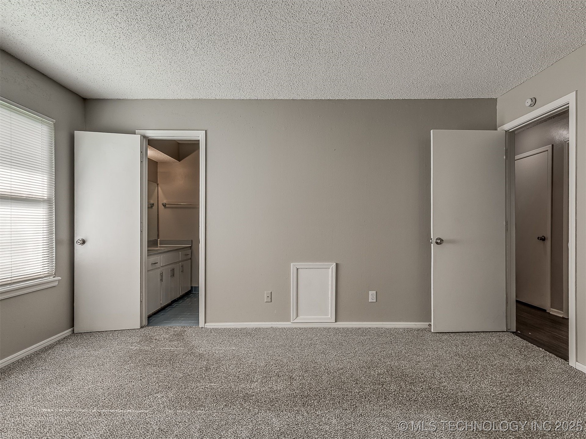 3213 S 217th East Avenue Property Photo 23