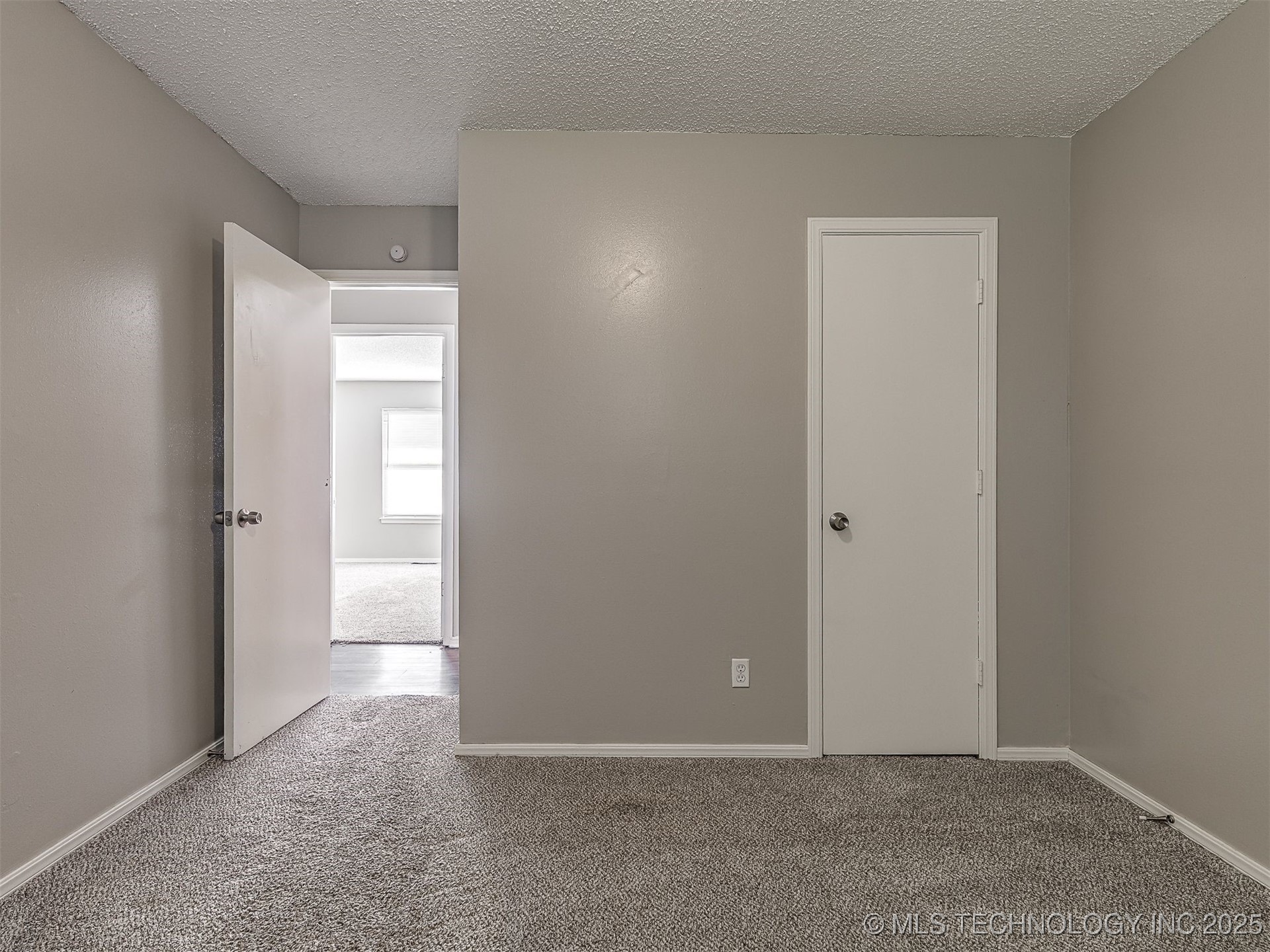 3213 S 217th East Avenue Property Photo 29