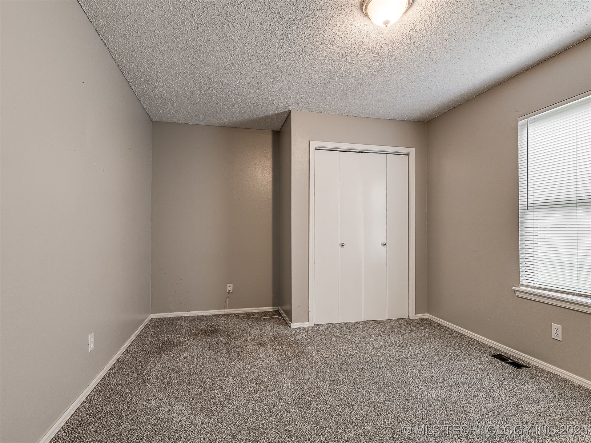 3213 S 217th East Avenue Property Photo 30