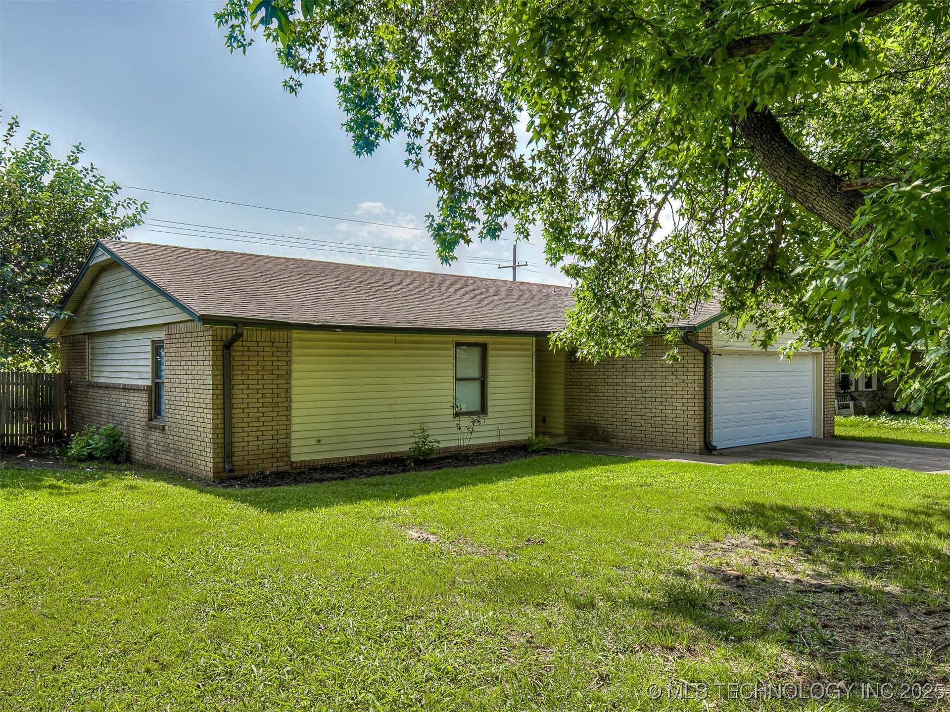 3213 S 217th East Avenue Property Photo 45