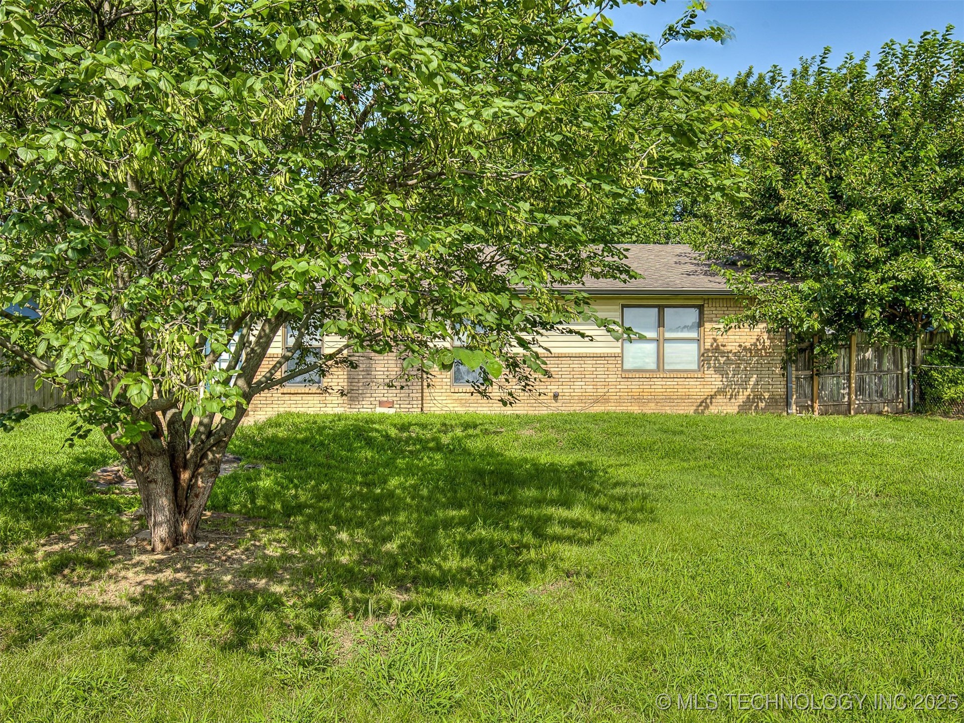 3213 S 217th East Avenue Property Photo 52