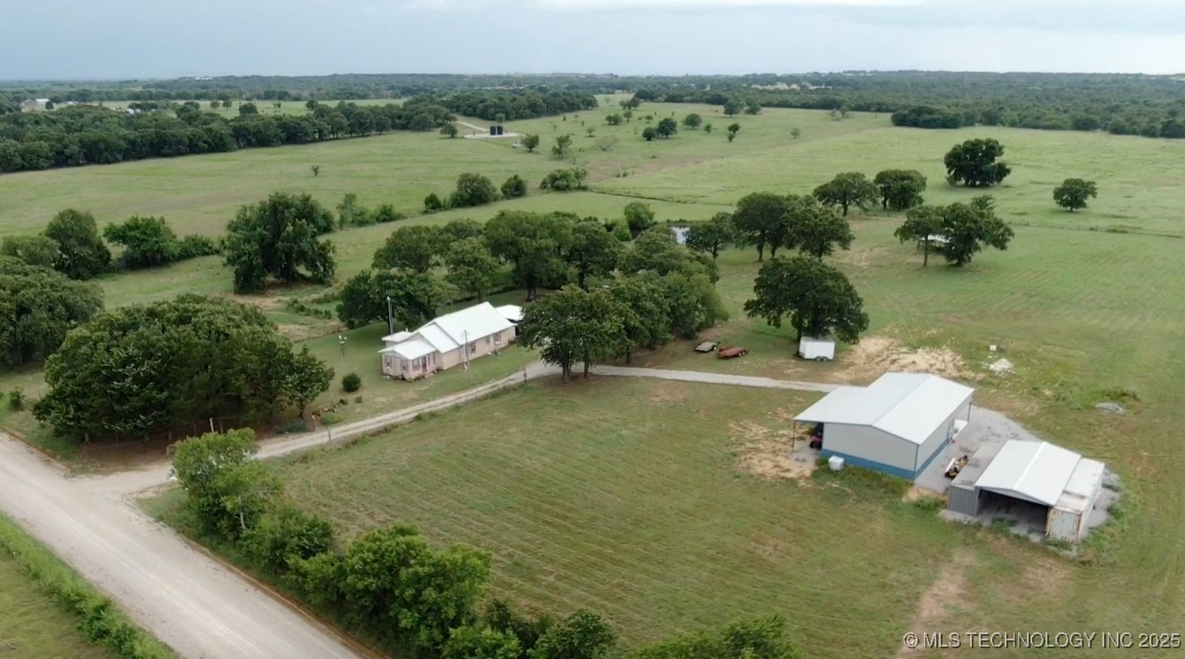 3691 No Man Road Property Photo 1