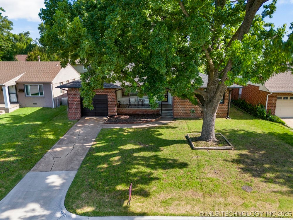 4331 E 28th Street Property Photo 2