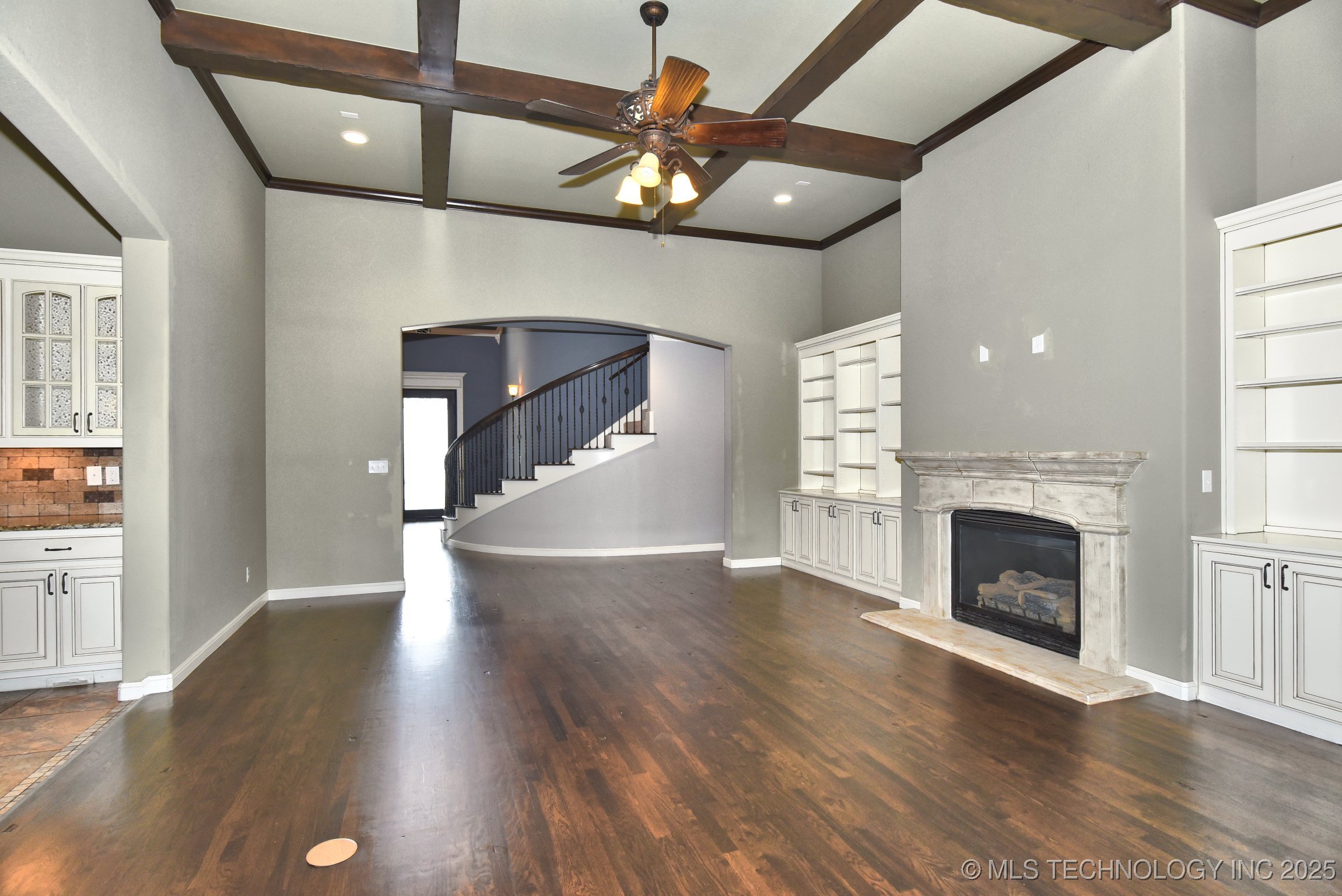16311 E 48th Street Property Photo 8