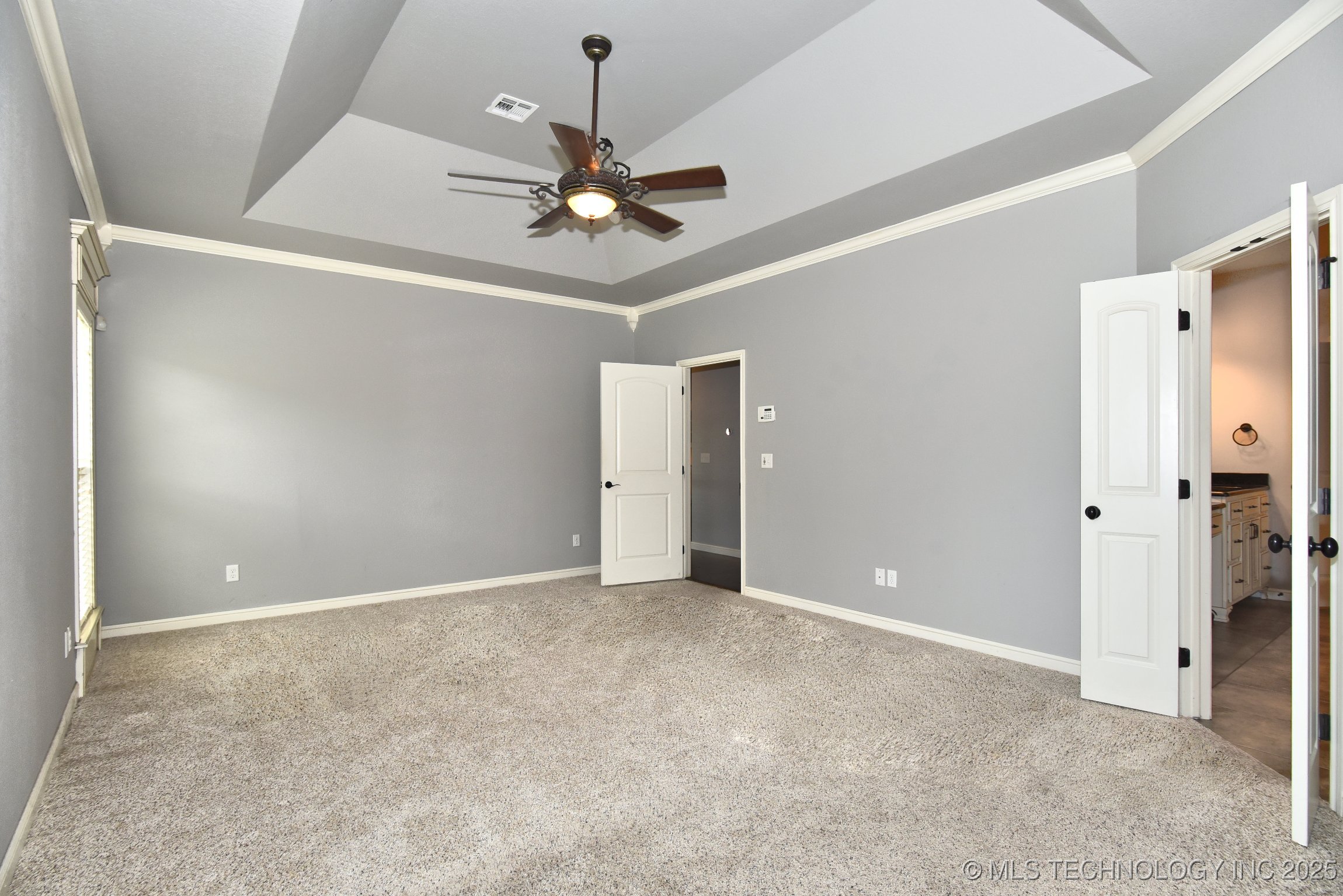 16311 E 48th Street Property Photo 17