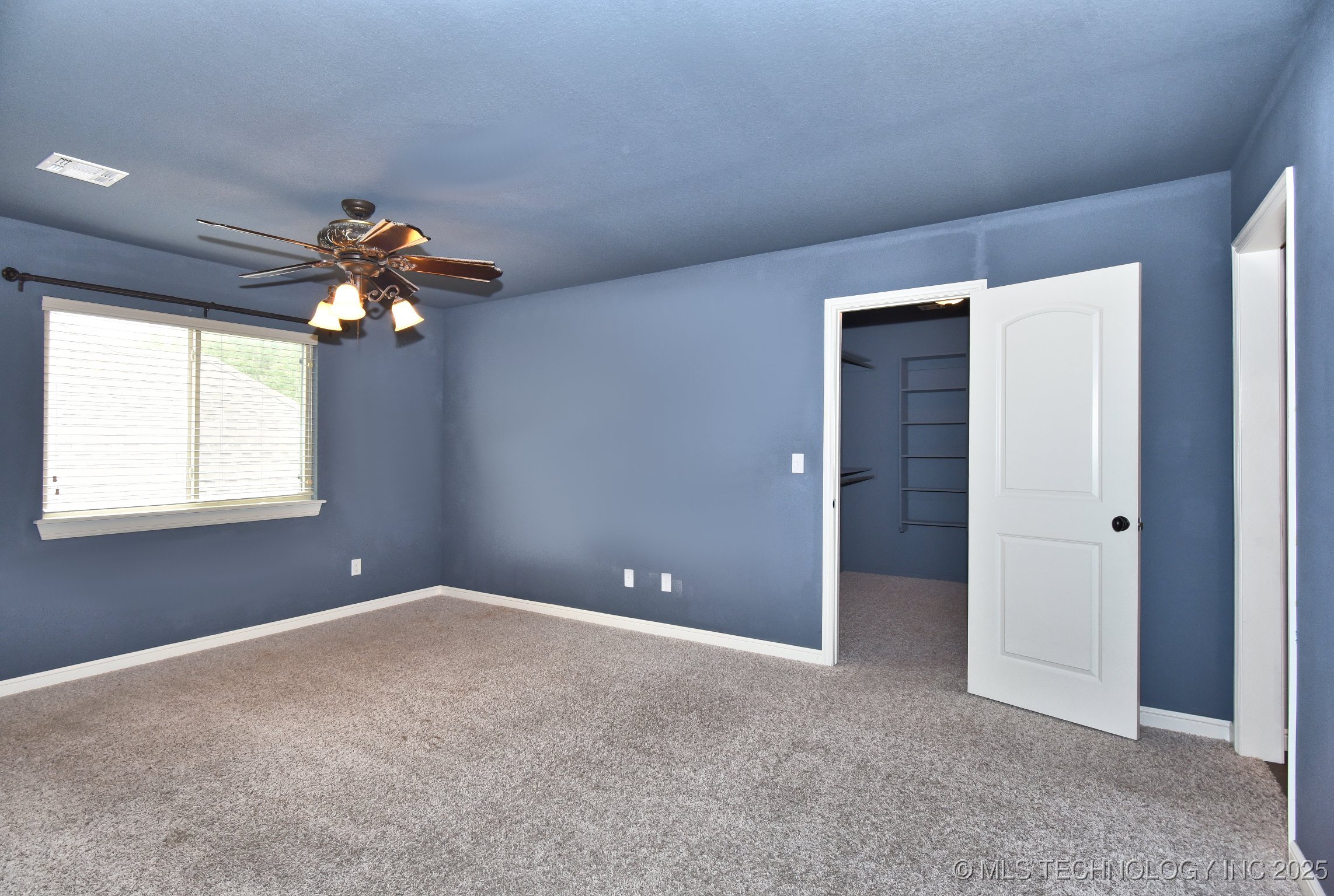 16311 E 48th Street Property Photo 42