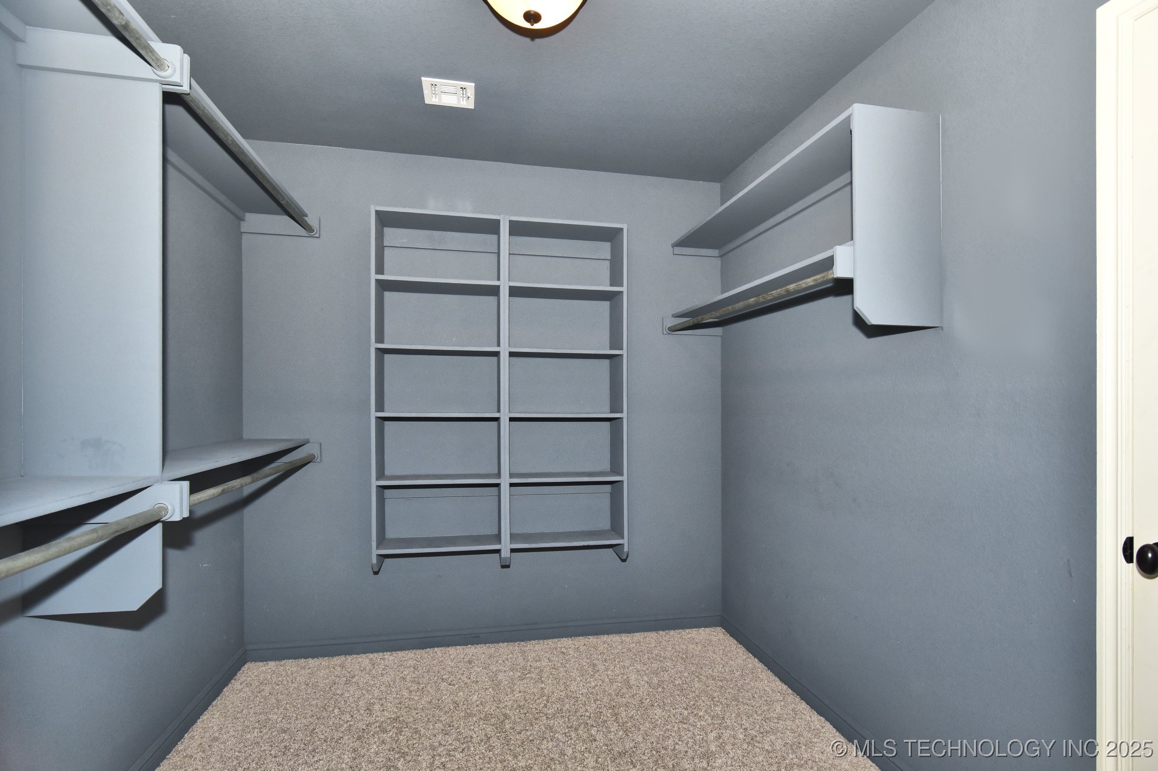 16311 E 48th Street Property Photo 44