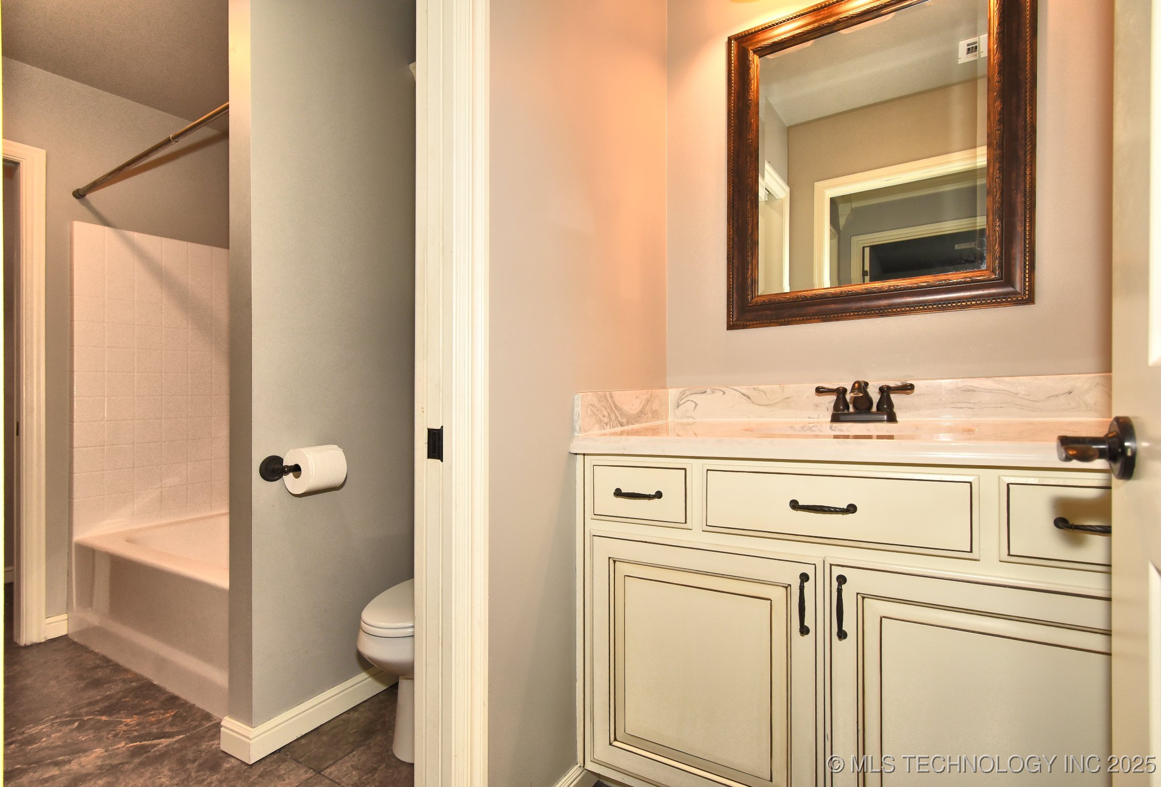 16311 E 48th Street Property Photo 47