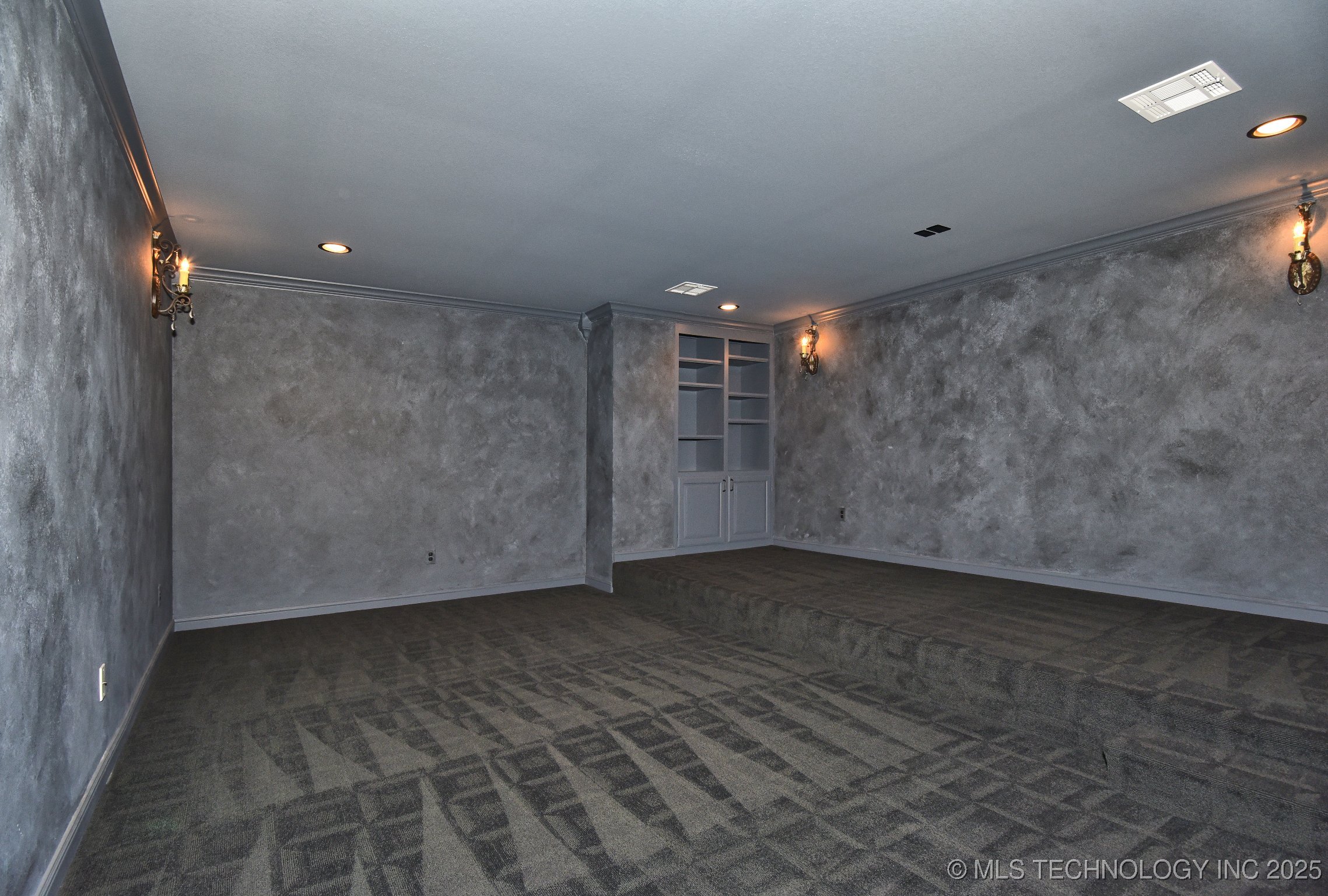 16311 E 48th Street Property Photo 51
