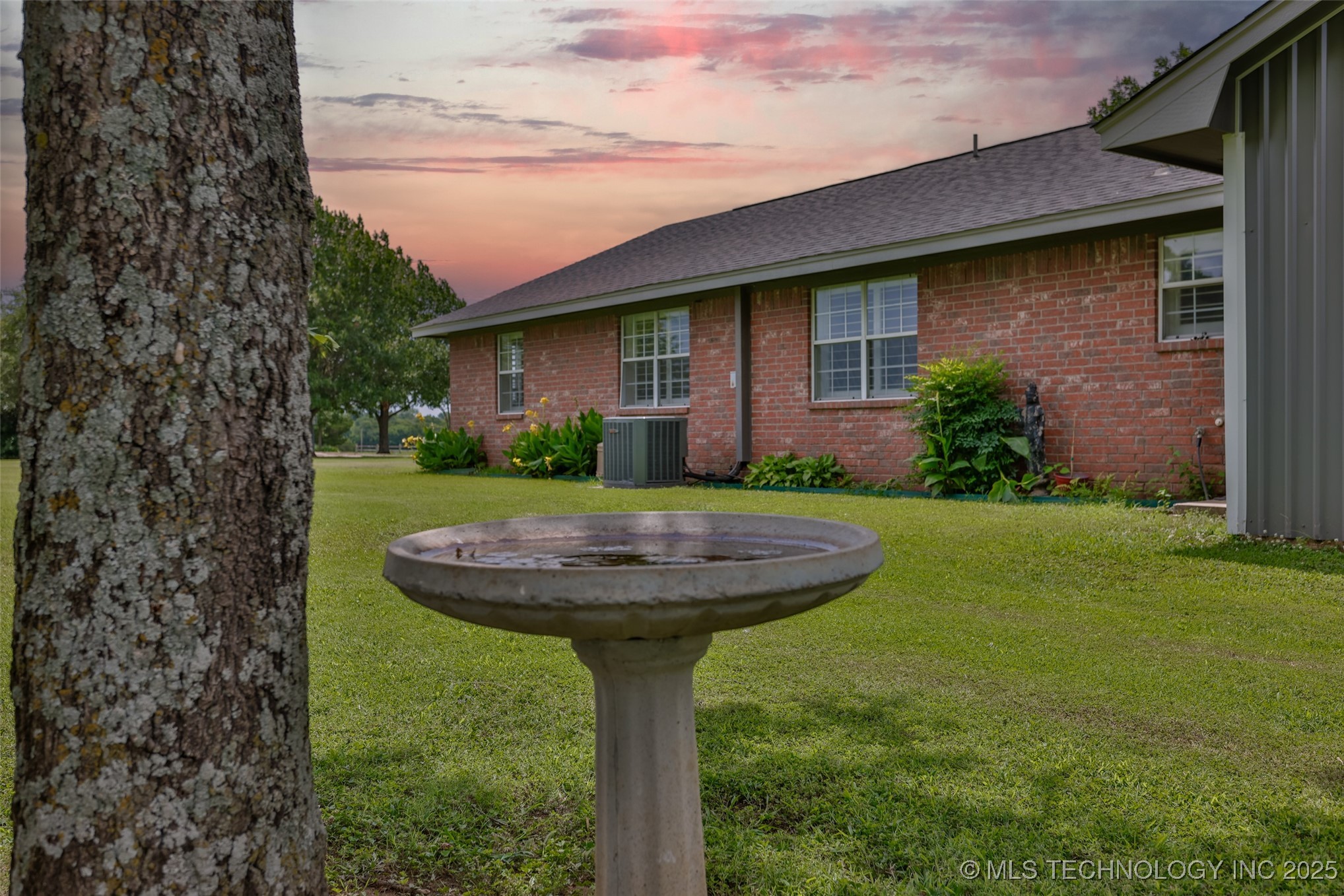 1194 Smiser Road Property Photo 10