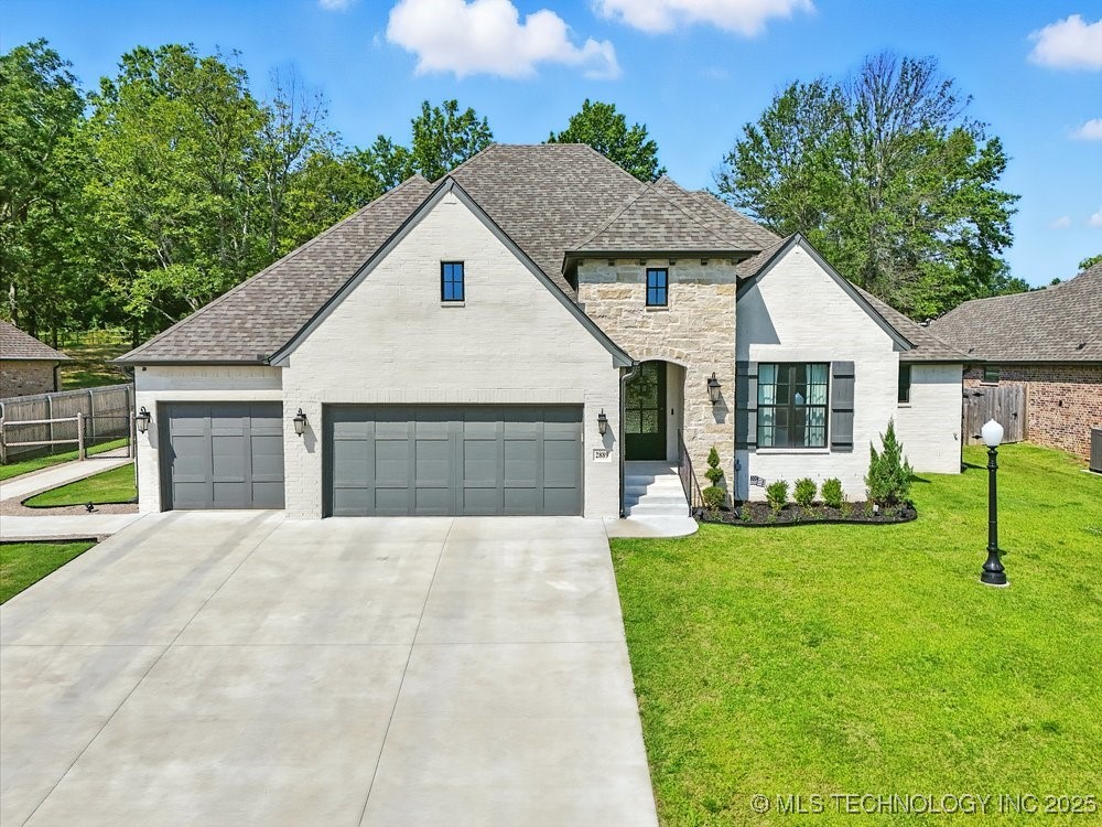 2889 Forest View Drive Property Photo 1