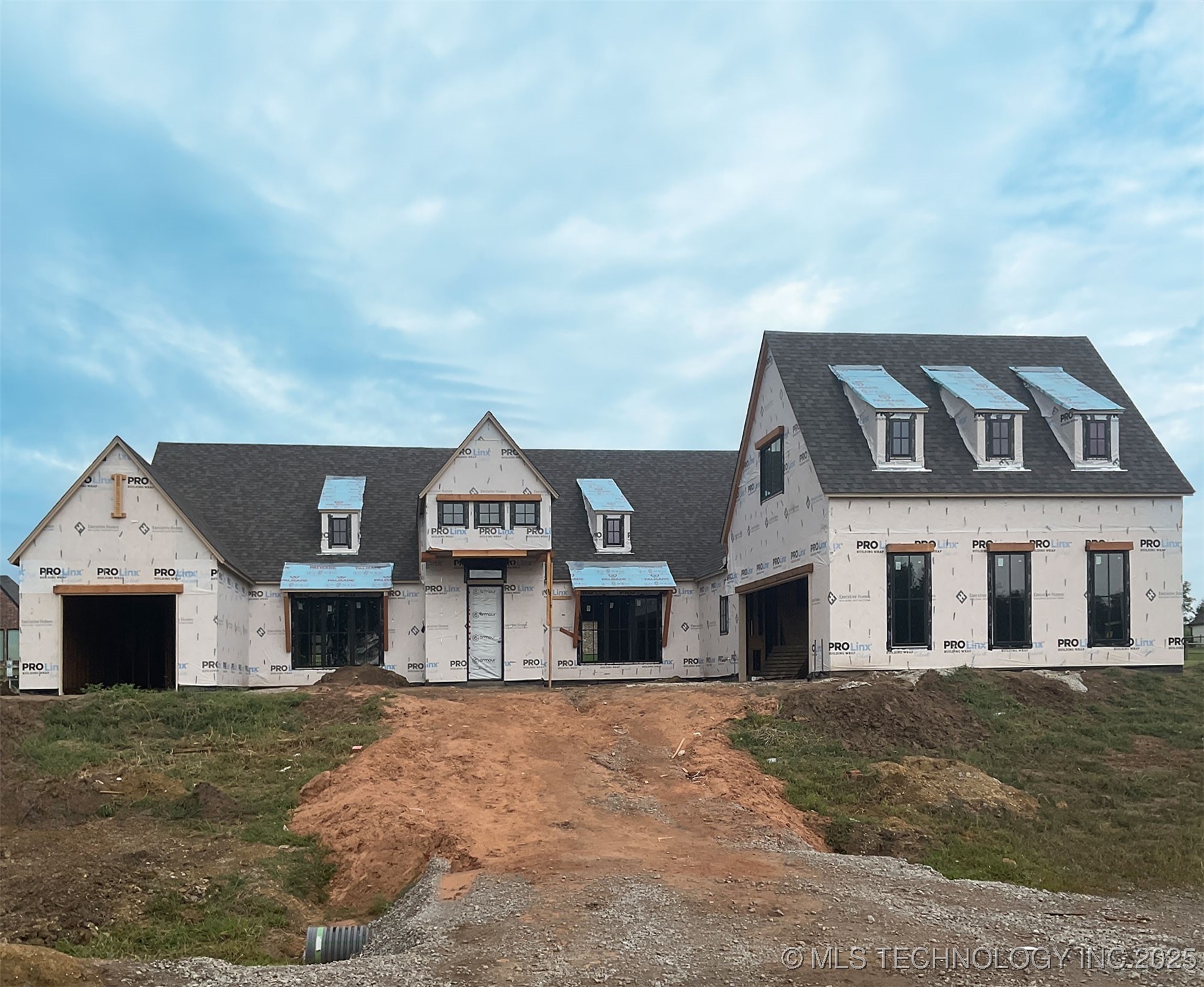 11263 S 220th East Avenue Property Photo 1