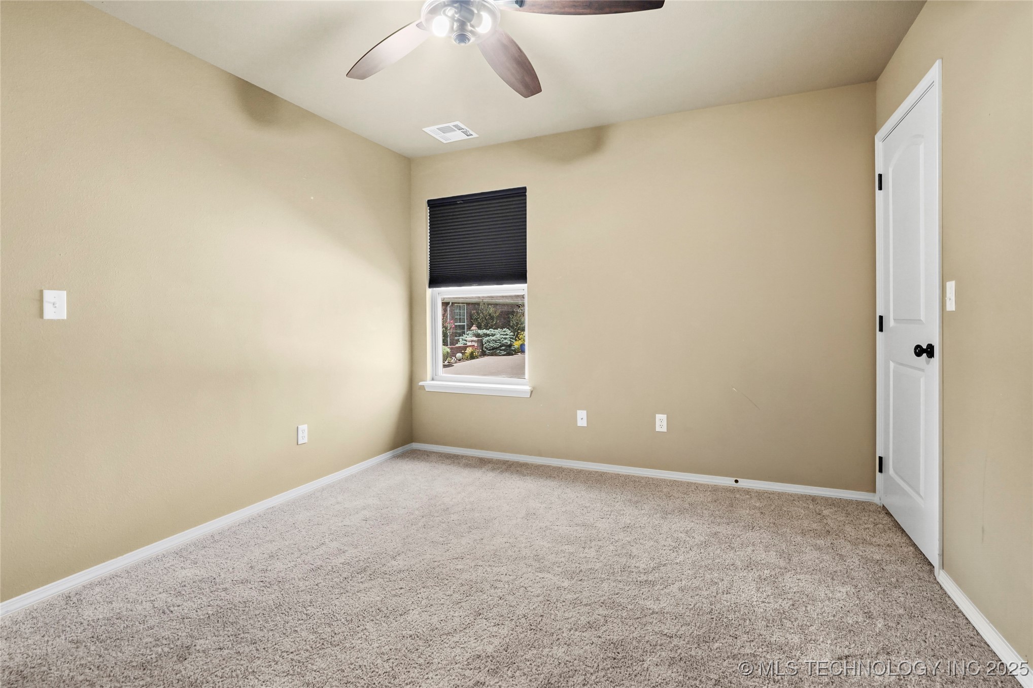 7816 E Galveston Street Property Photo 31