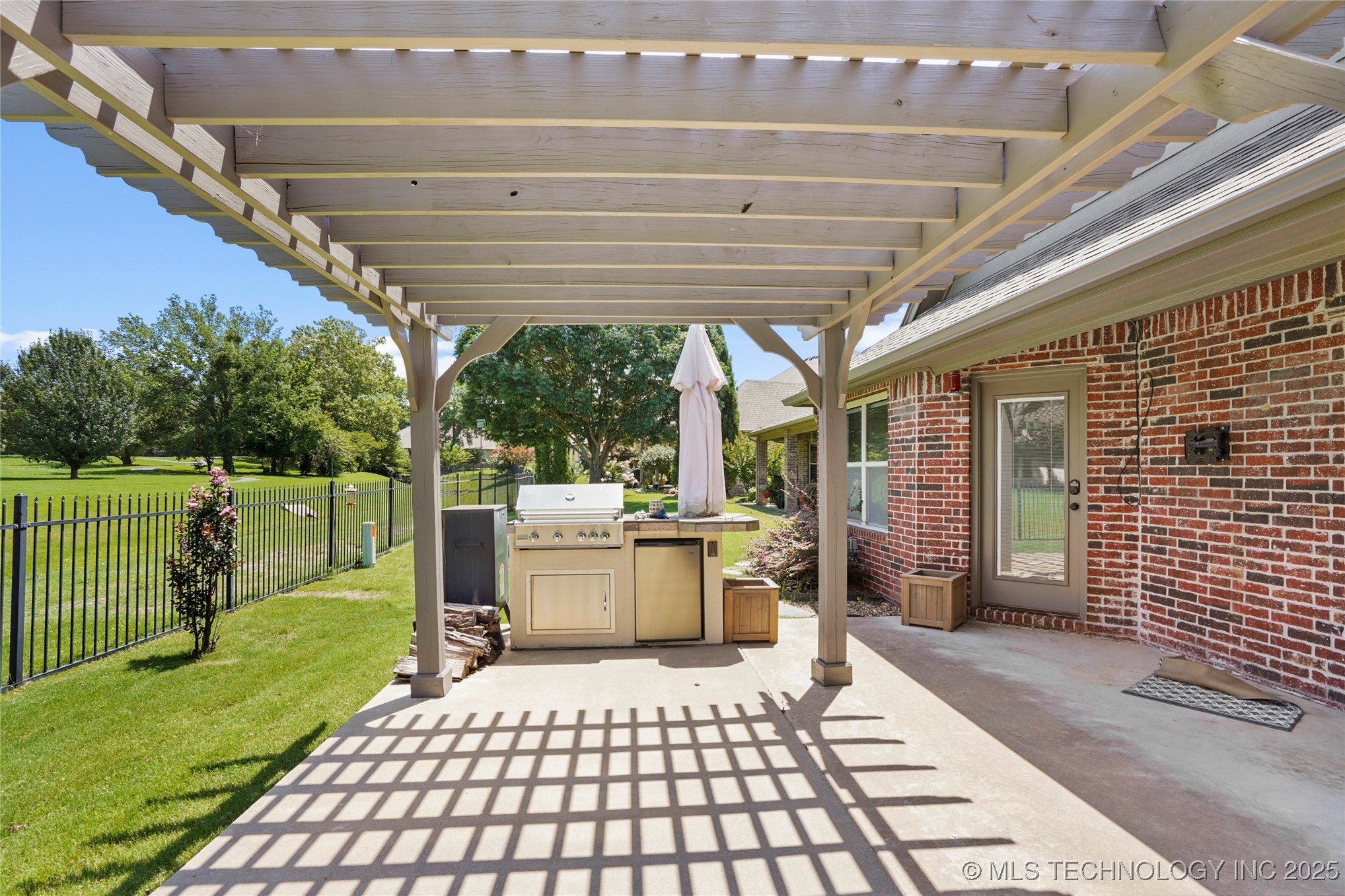 7816 E Galveston Street Property Photo 35