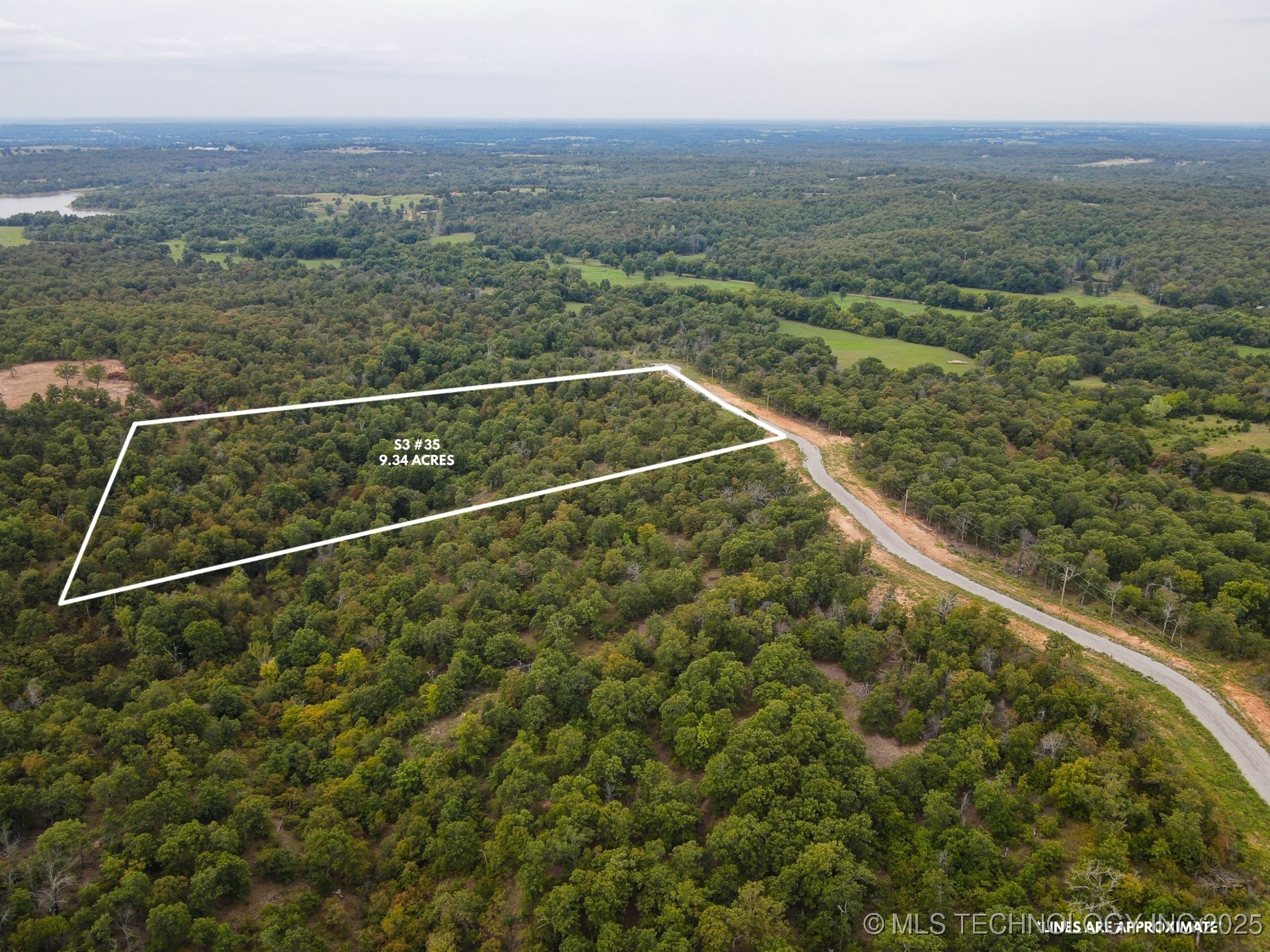35 Hwy 16 Property Photo 1