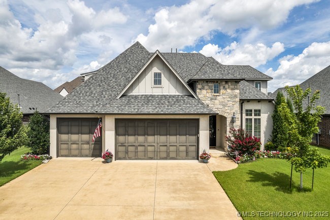 13011 S 5th Place Property Photo 1