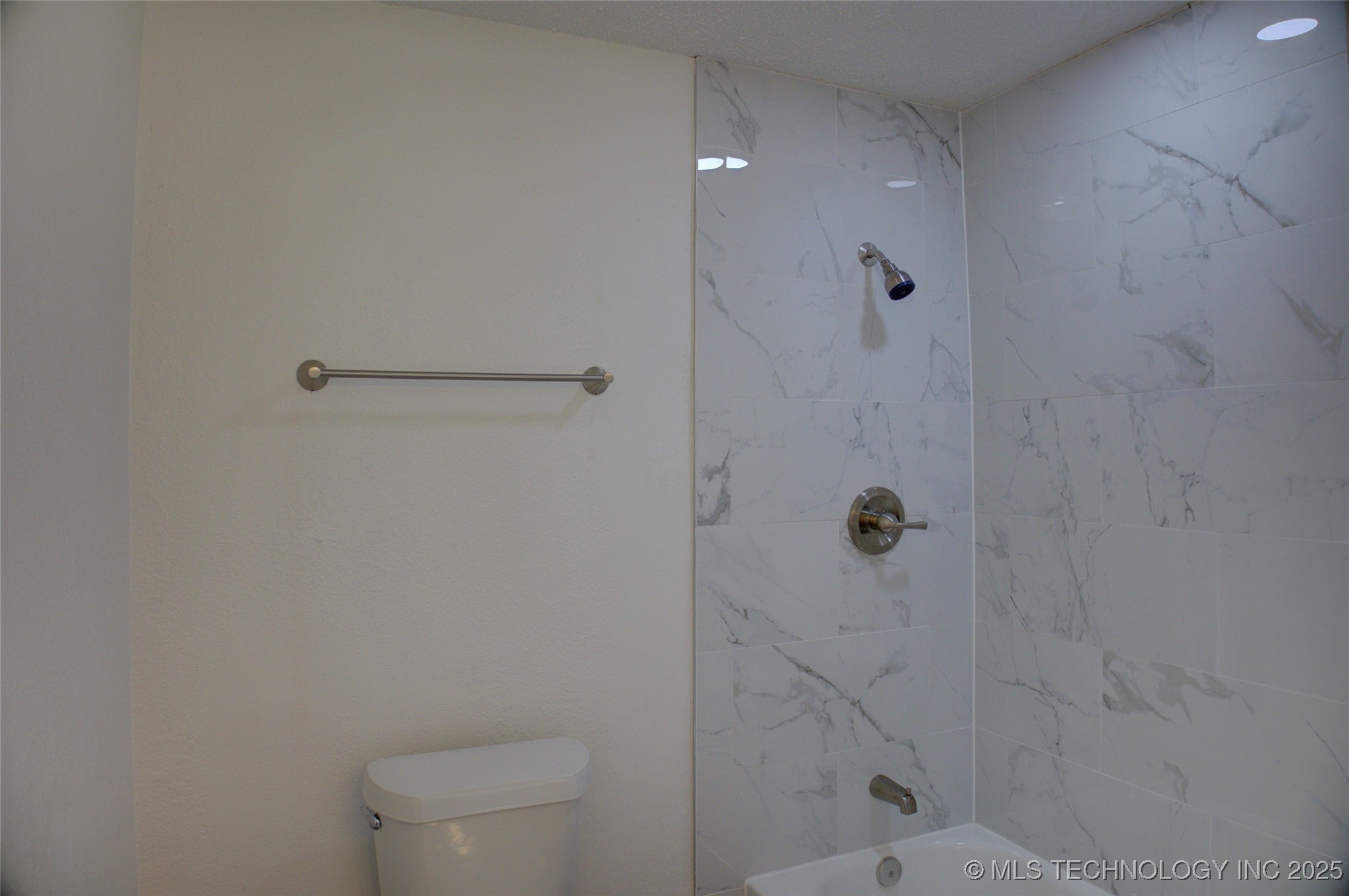 1008 N Grant Avenue Property Photo 7