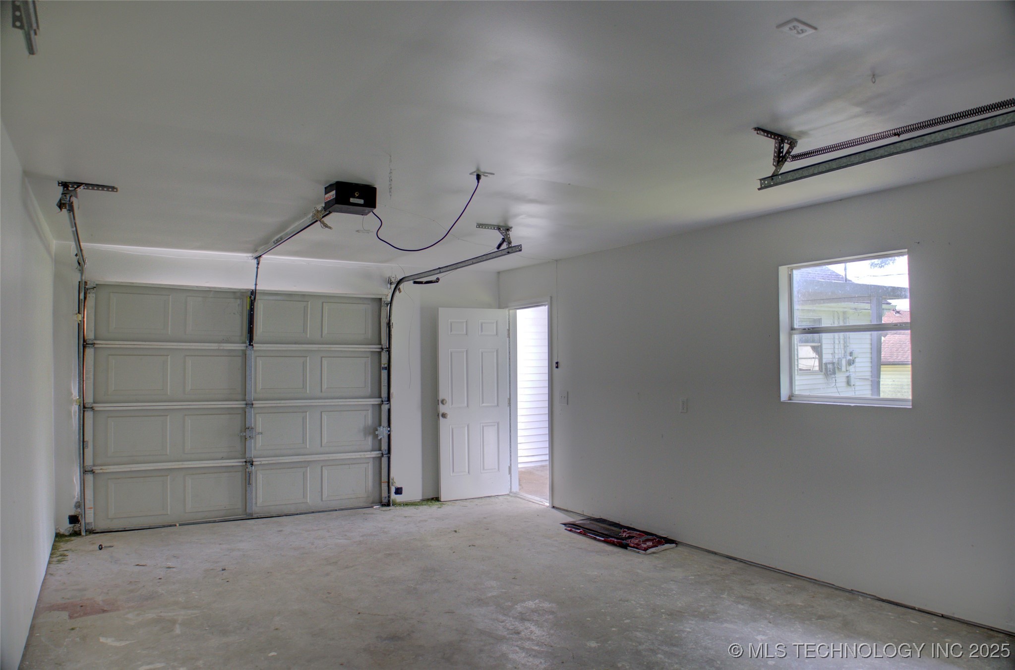 1008 N Grant Avenue Property Photo 16