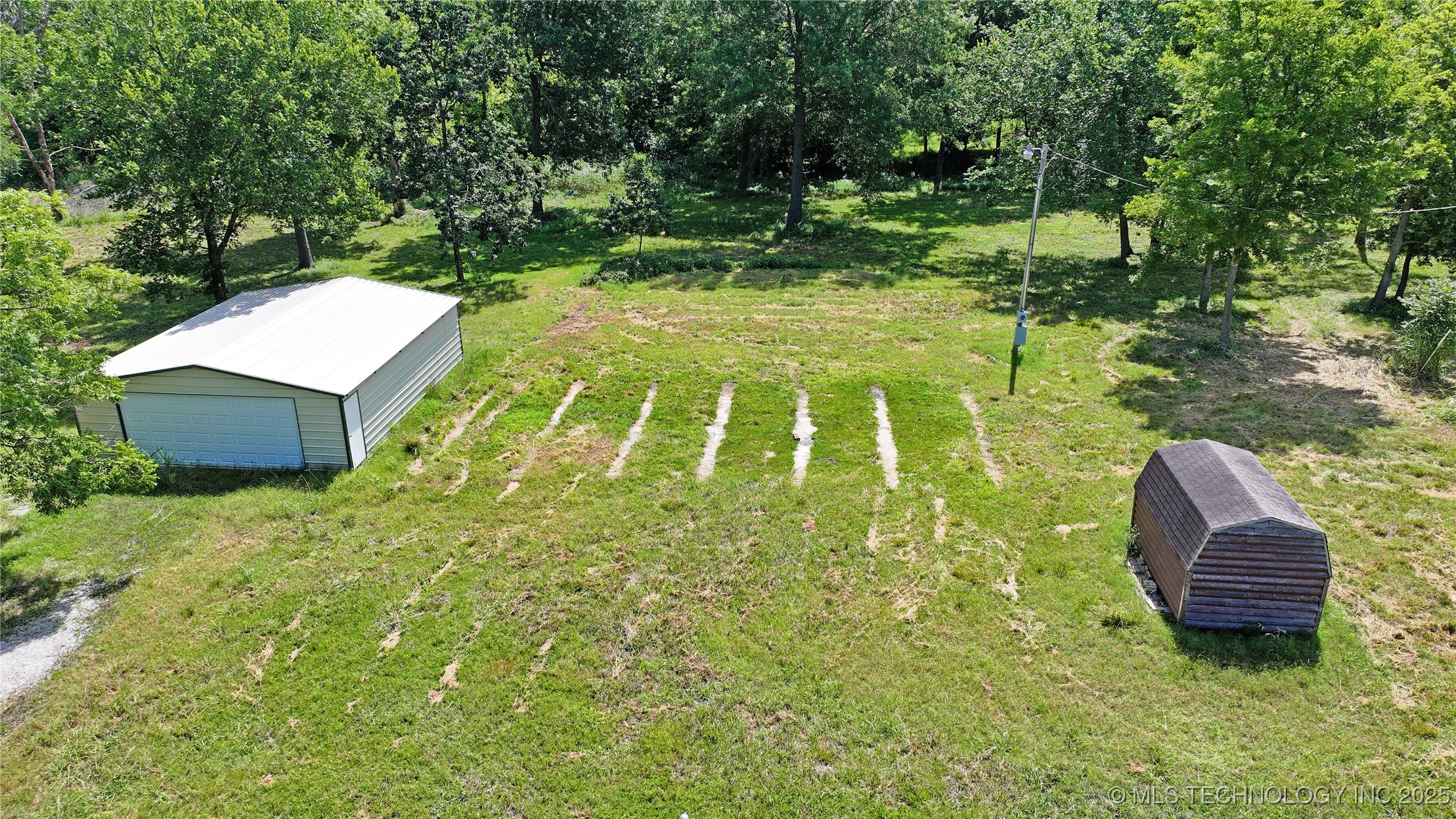 7586 Us Hwy 69 Property Photo 1