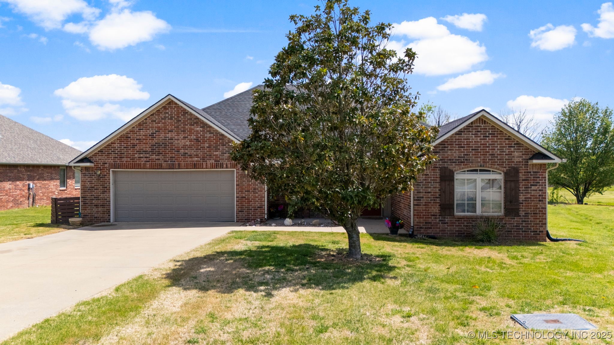 1704 Estates Drive Property Photo 1