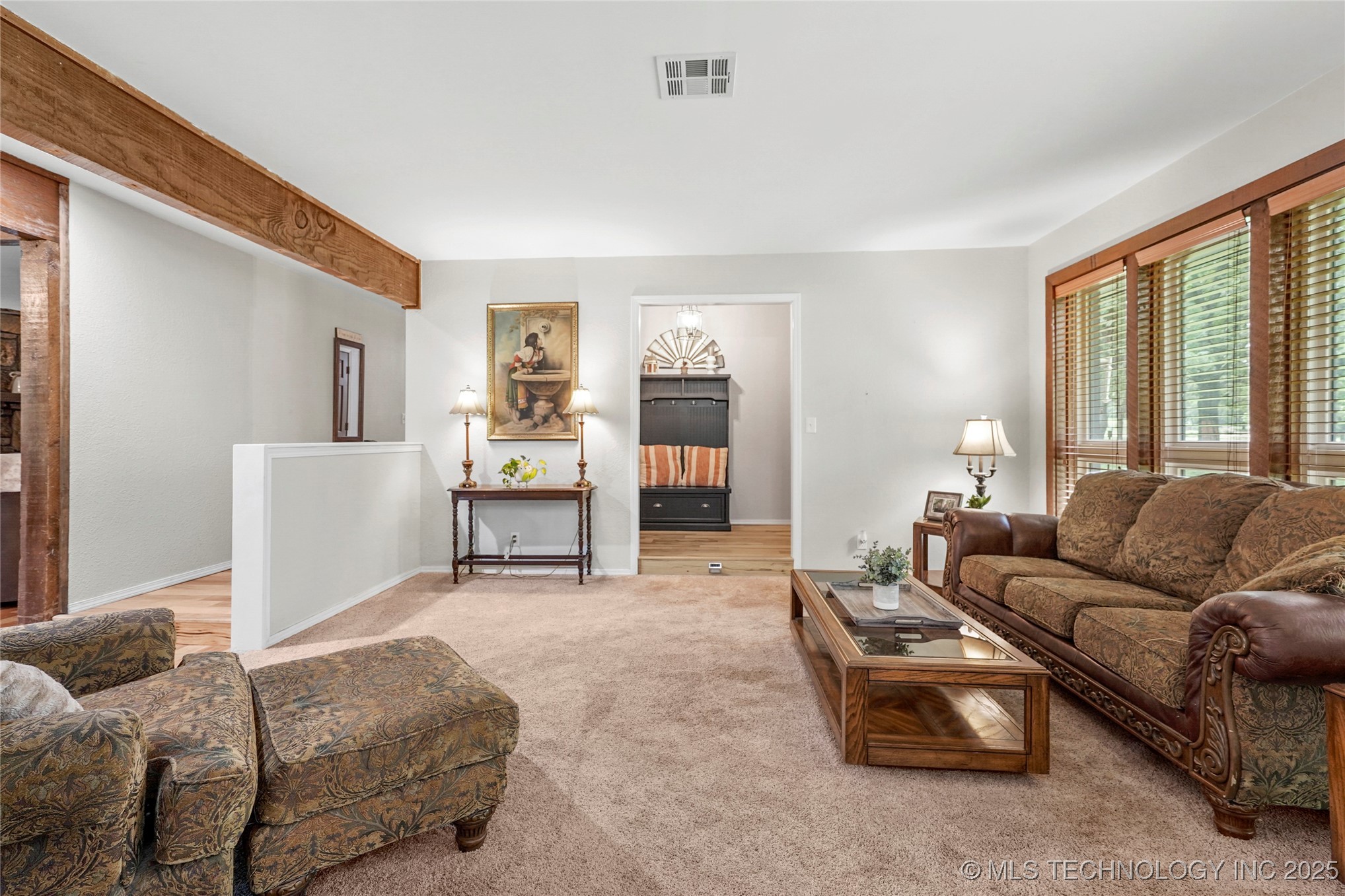 441 Timbercrest Road Property Photo 10