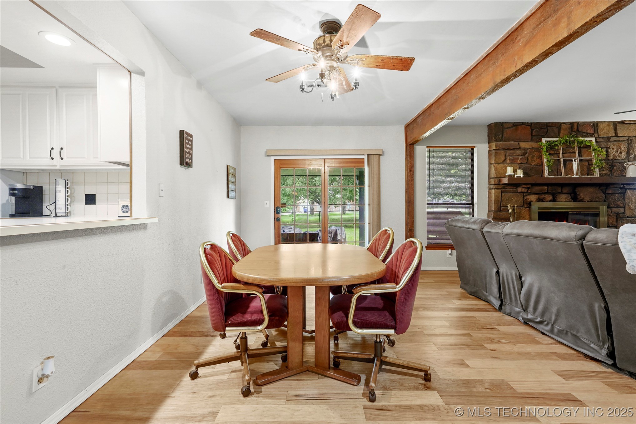 441 Timbercrest Road Property Photo 12