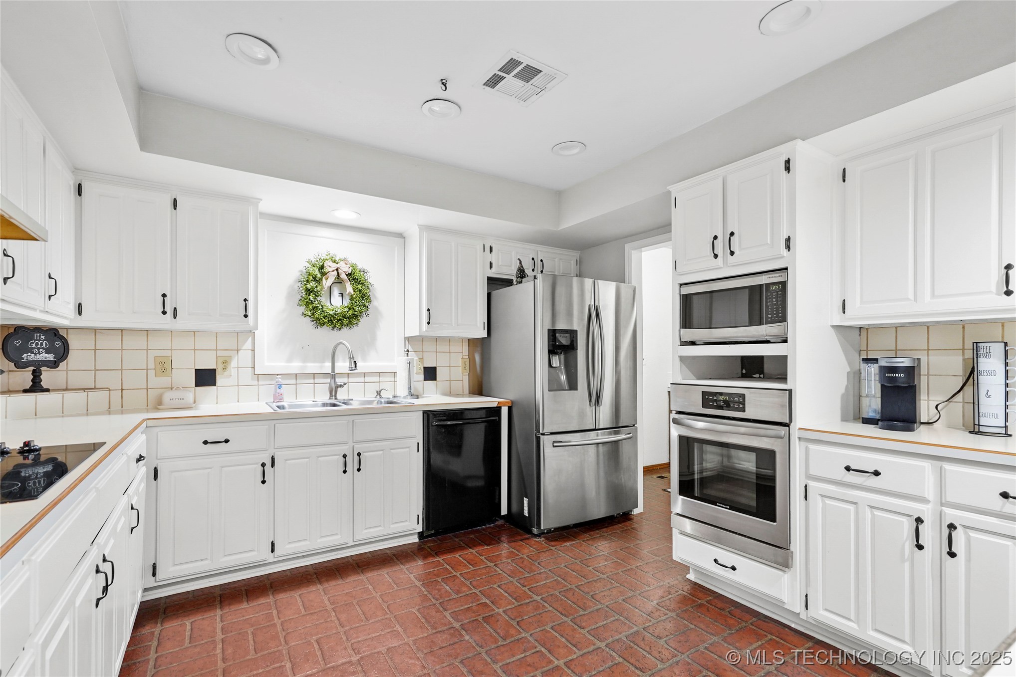 441 Timbercrest Road Property Photo 17