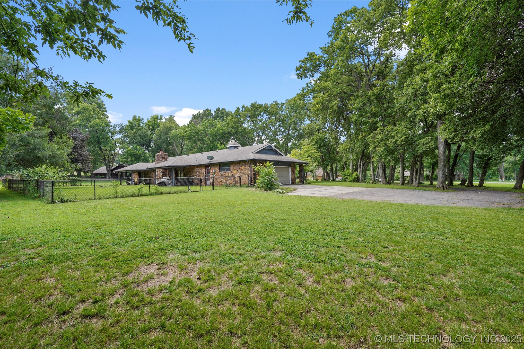 441 Timbercrest Road Property Photo 39