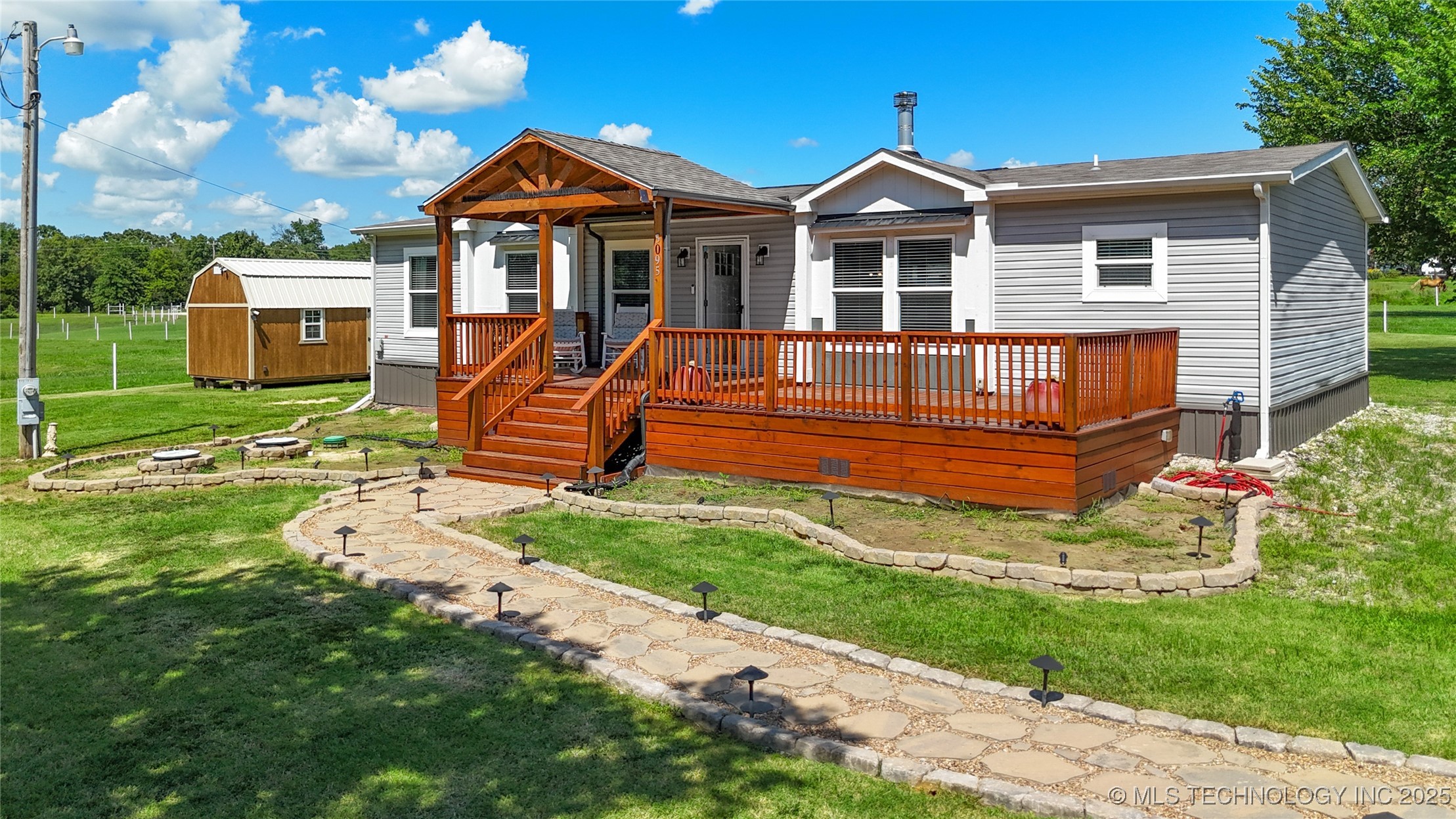 5095 S 4280 Road Property Photo 1